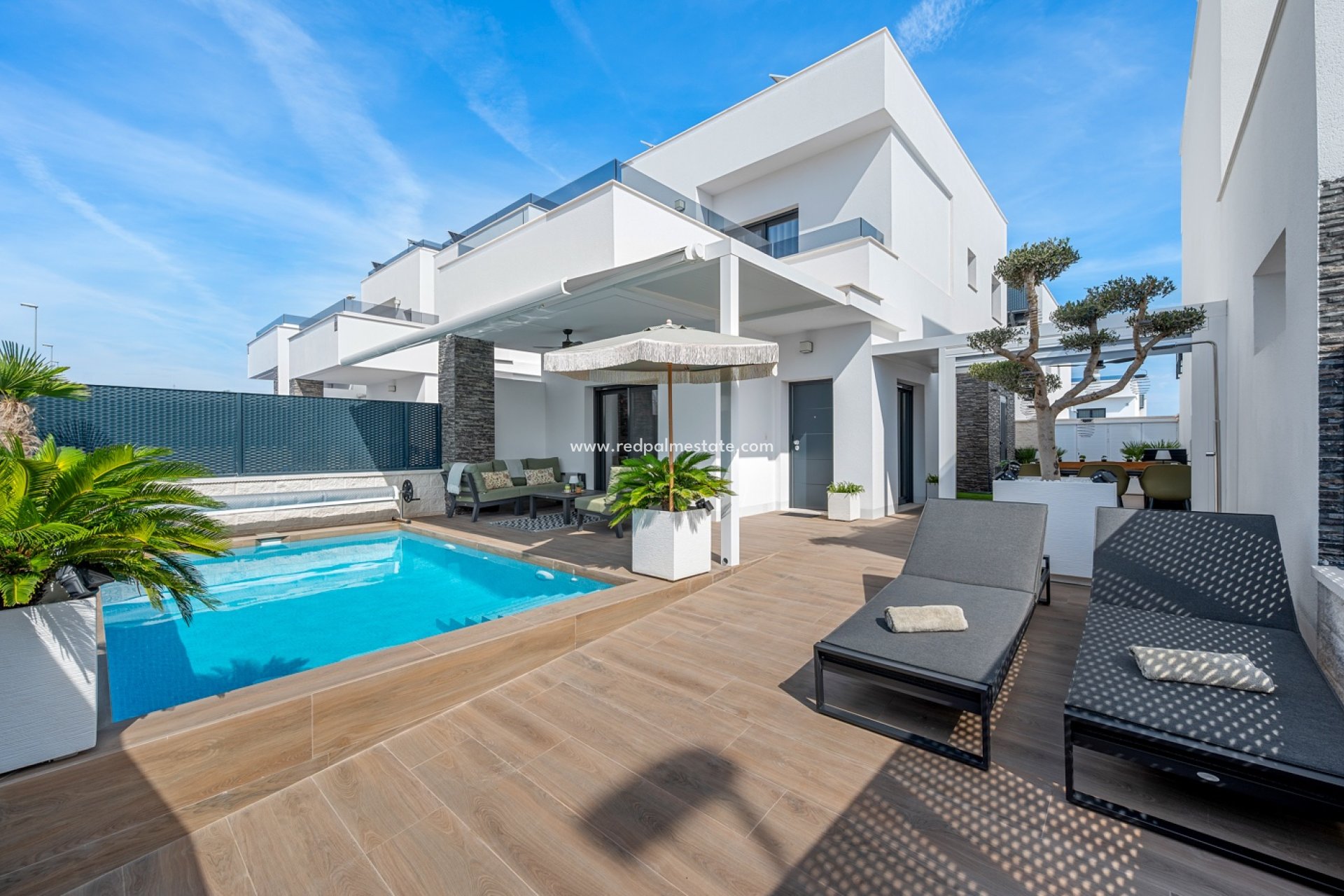 Återförsäljning - Villa -
Orihuela Costa - Orihuela
