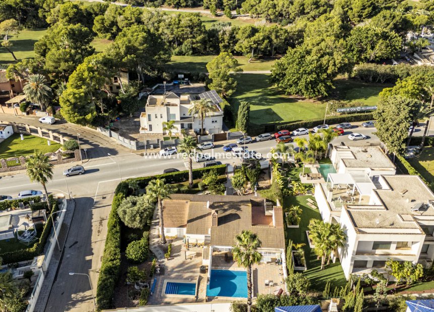 Återförsäljning - Villa -
Orihuela Costa - Orihuela