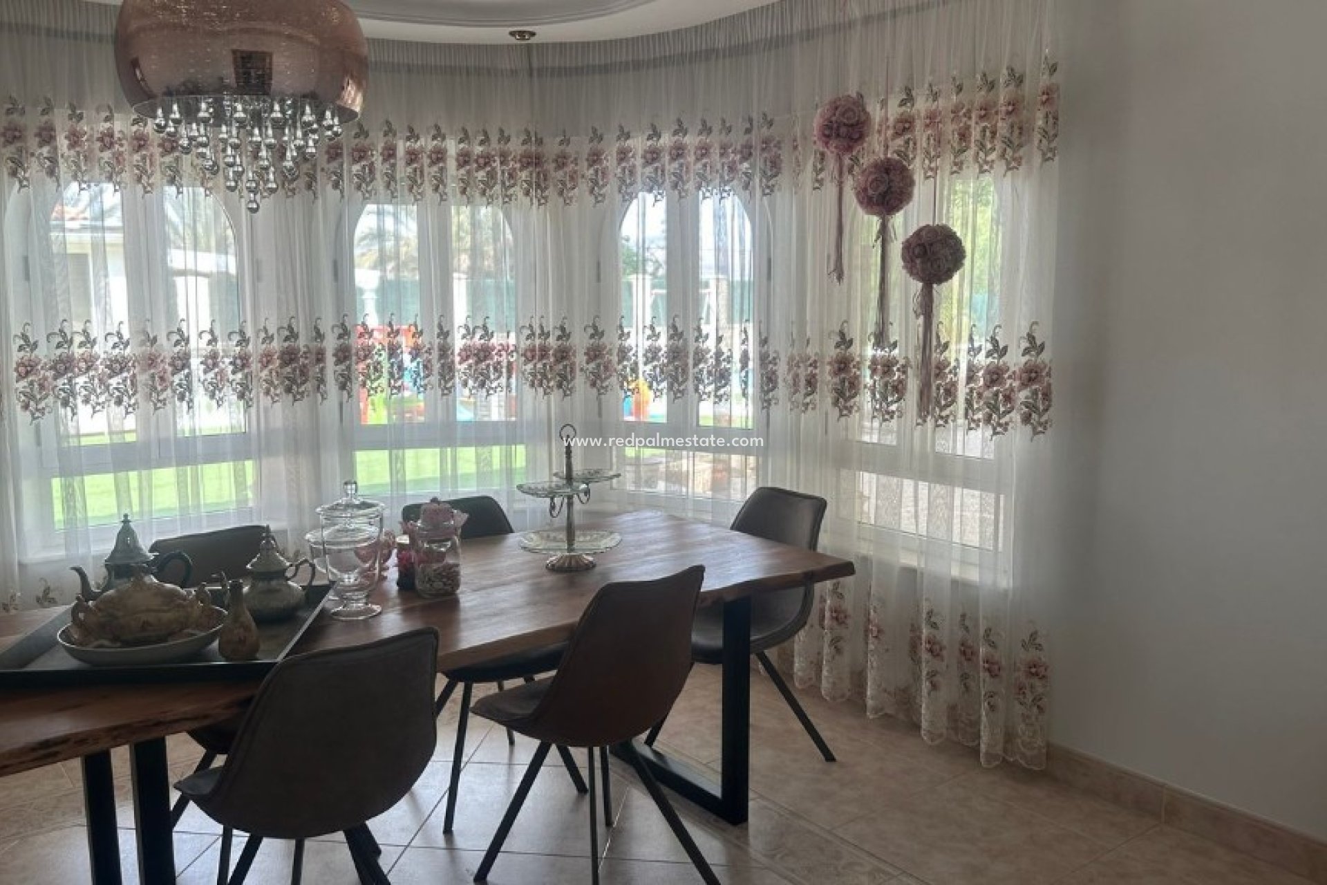 Återförsäljning - Villa -
Orihuela Costa - Orihuela