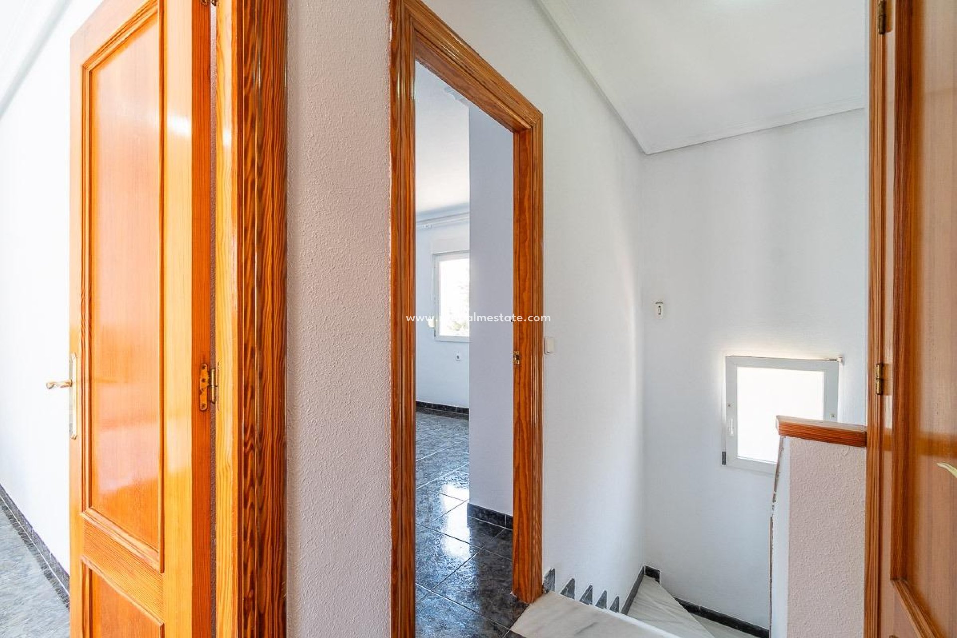Återförsäljning - Villa -
Orihuela Costa - Playa Flamenca