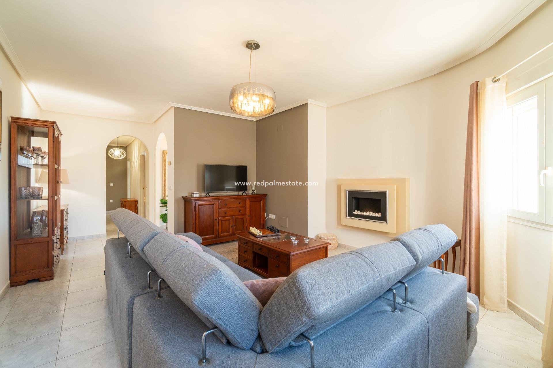 Återförsäljning - Villa -
Orihuela Costa - Playa Flamenca