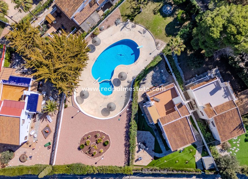 Återförsäljning - Villa -
Orihuela Costa - Playa Flamenca