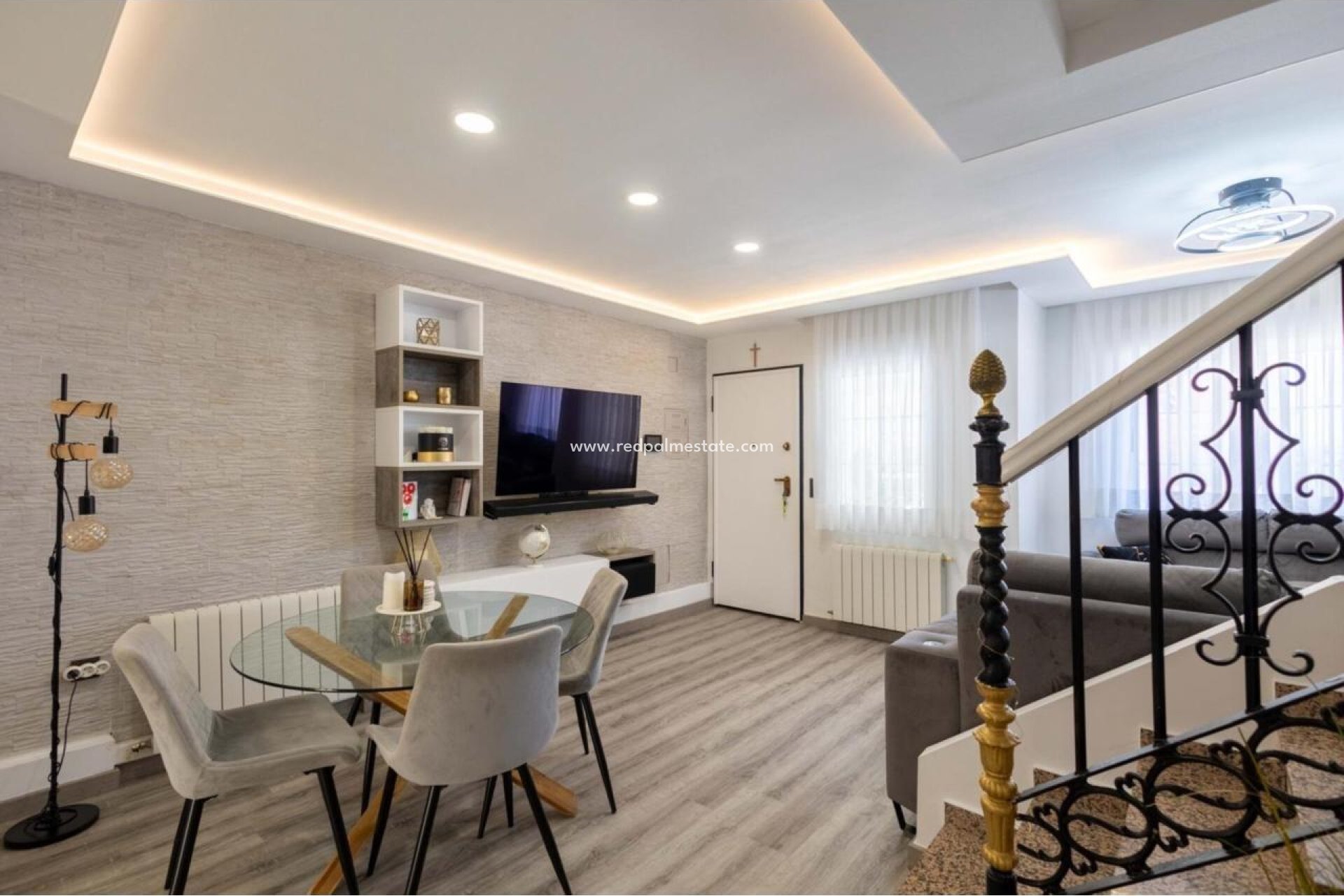 Återförsäljning - Villa -
Orihuela Costa - Playa Flamenca