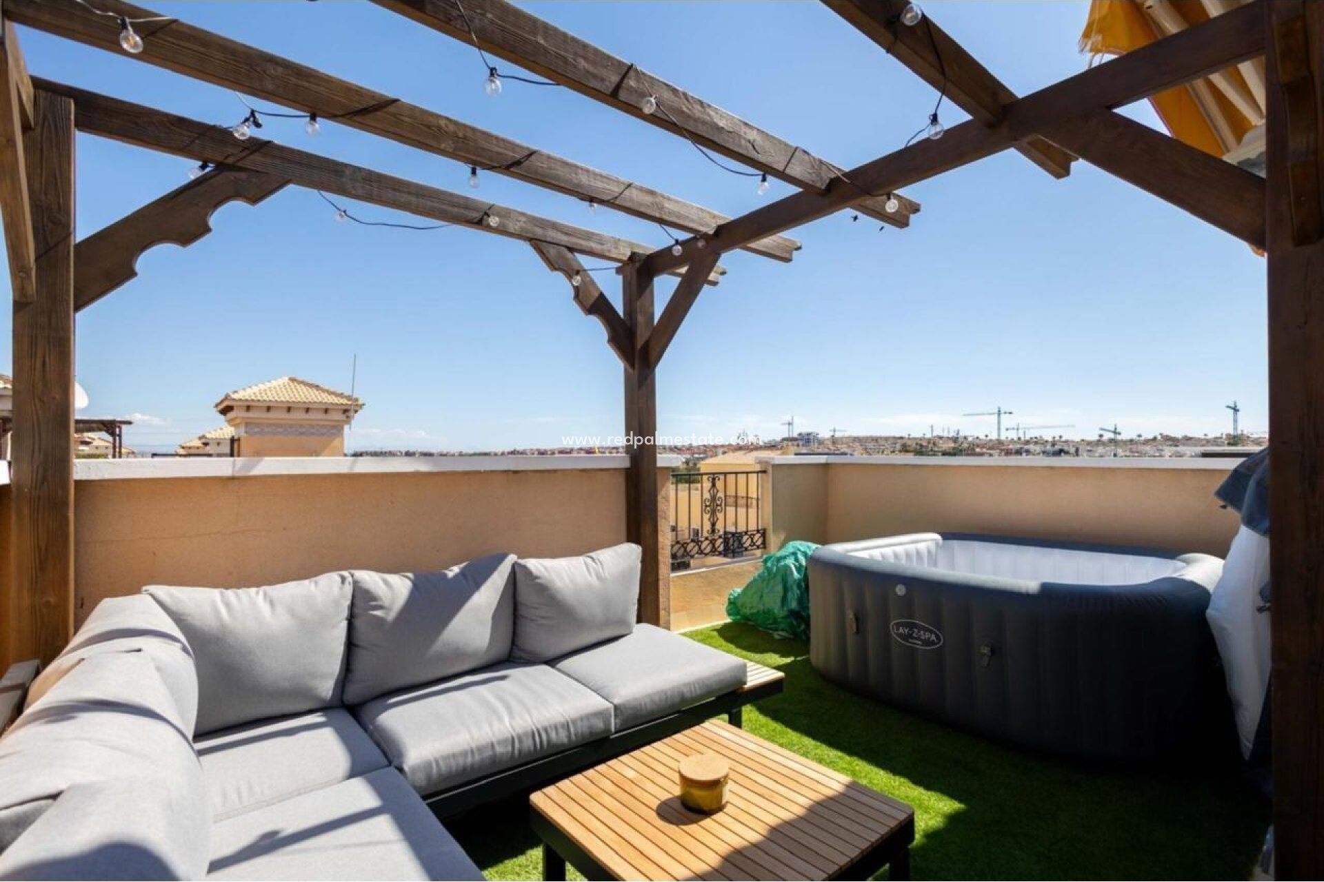 Återförsäljning - Villa -
Orihuela Costa - Playa Flamenca