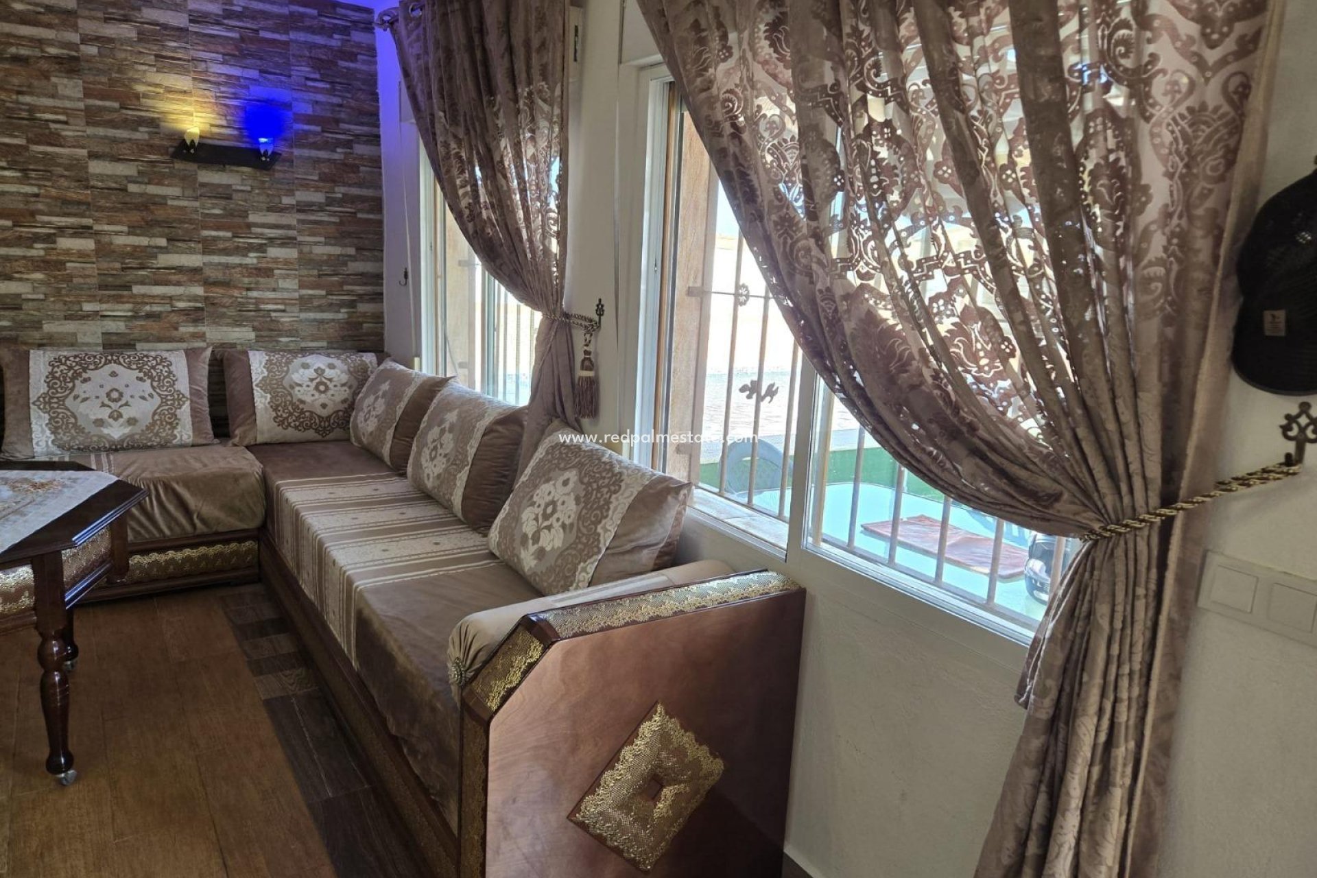 Återförsäljning - Villa -
Orihuela Costa - Playa Flamenca