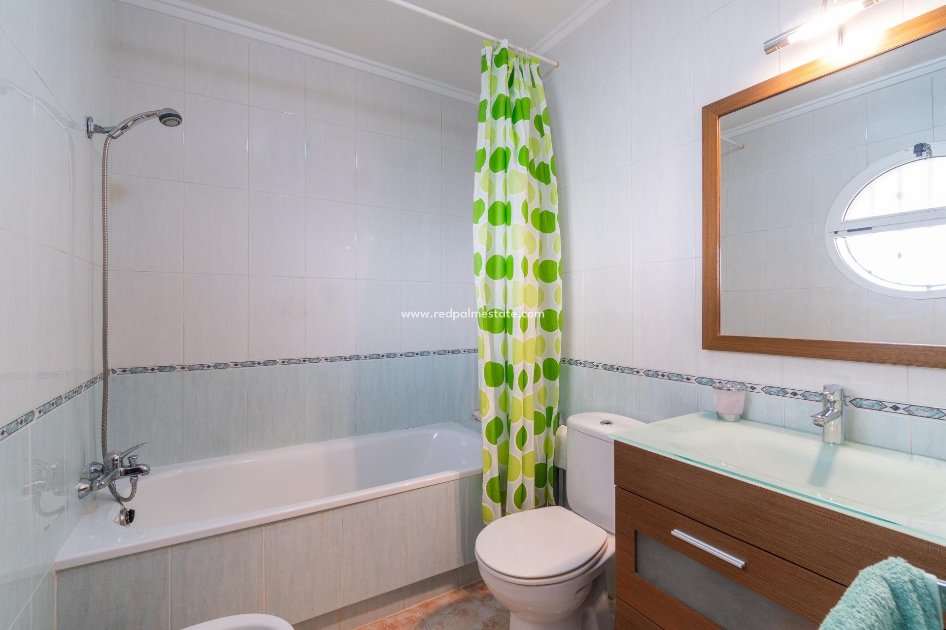 Återförsäljning - Villa -
Orihuela Costa - Playa Flamenca