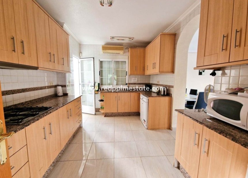 Återförsäljning - Villa -
Orihuela Costa - Playa Flamenca