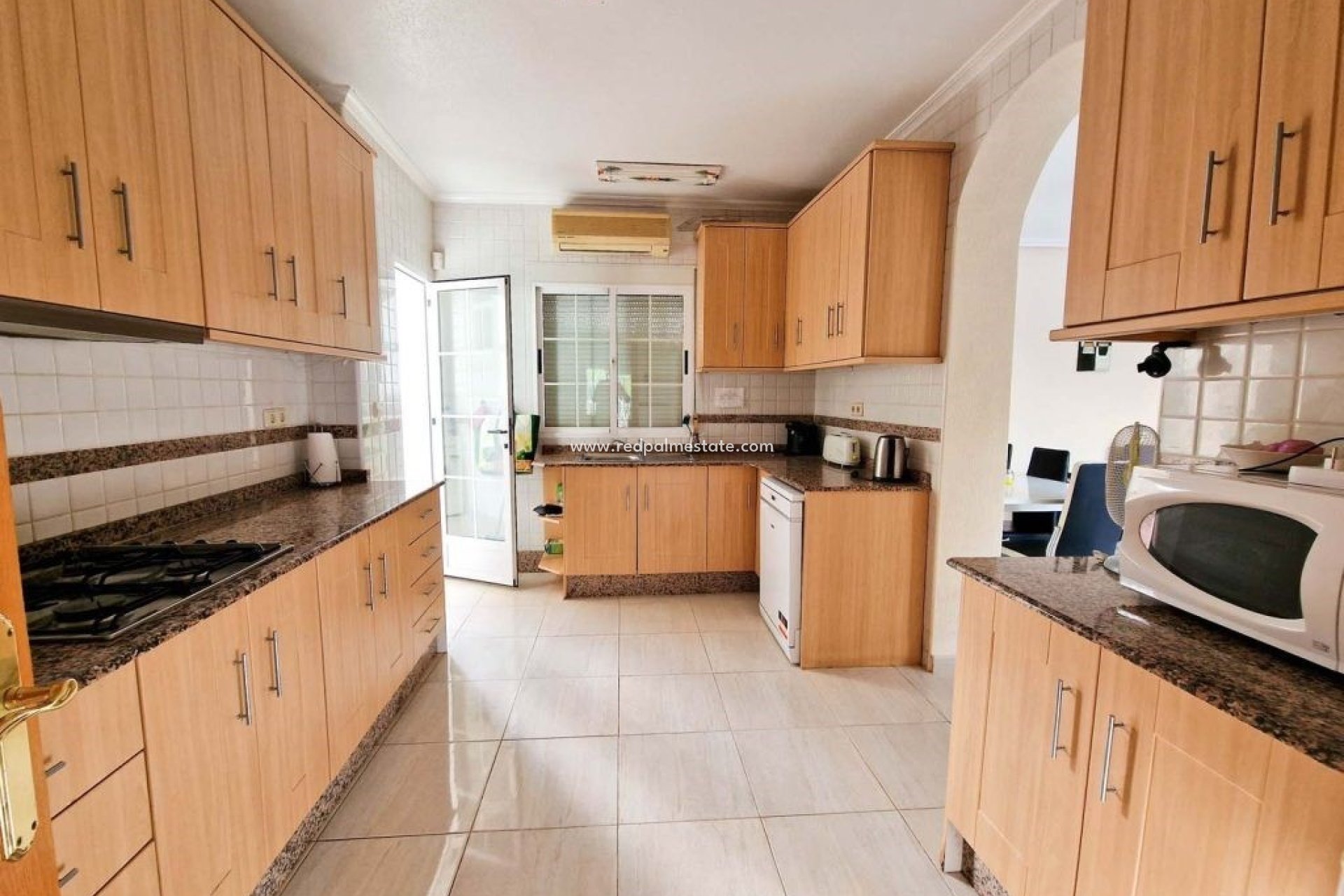 Återförsäljning - Villa -
Orihuela Costa - Playa Flamenca