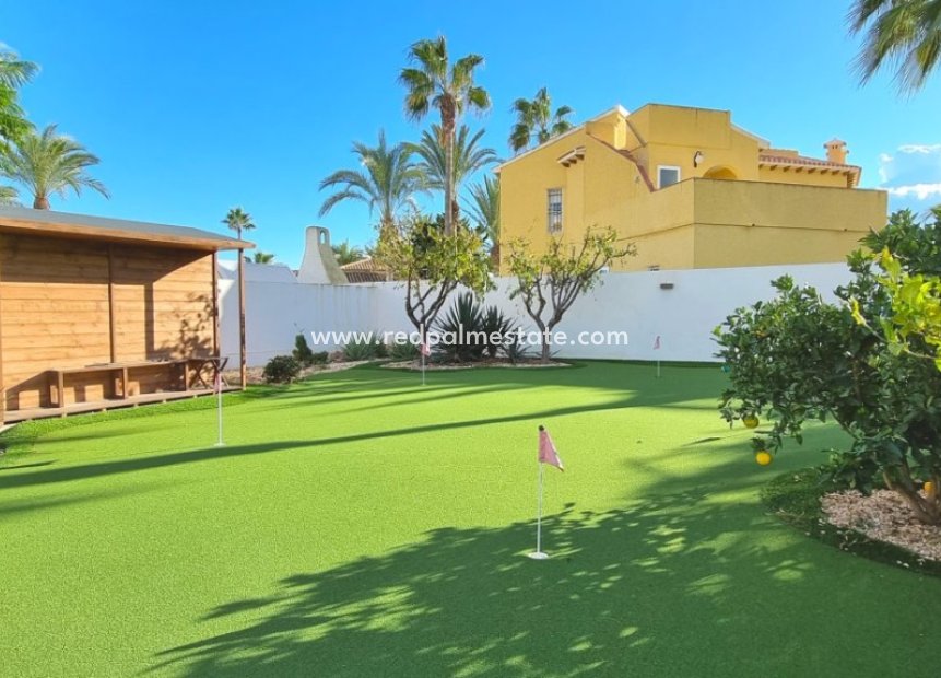 Återförsäljning - Villa -
Orihuela Costa - Playa Flamenca