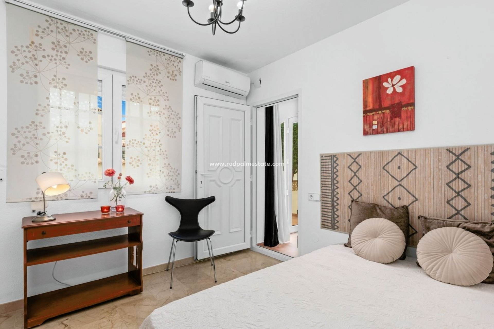 Återförsäljning - Villa -
Orihuela Costa - Playa Flamenca