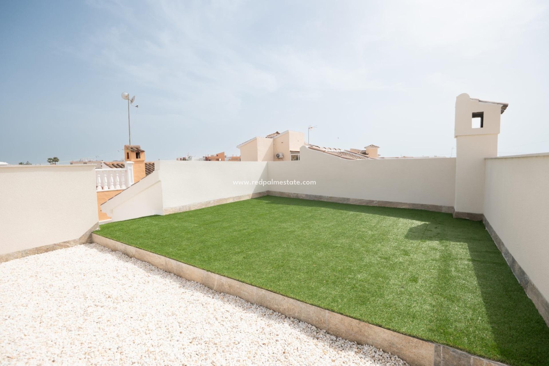 Återförsäljning - Villa -
Orihuela Costa - Punta prima