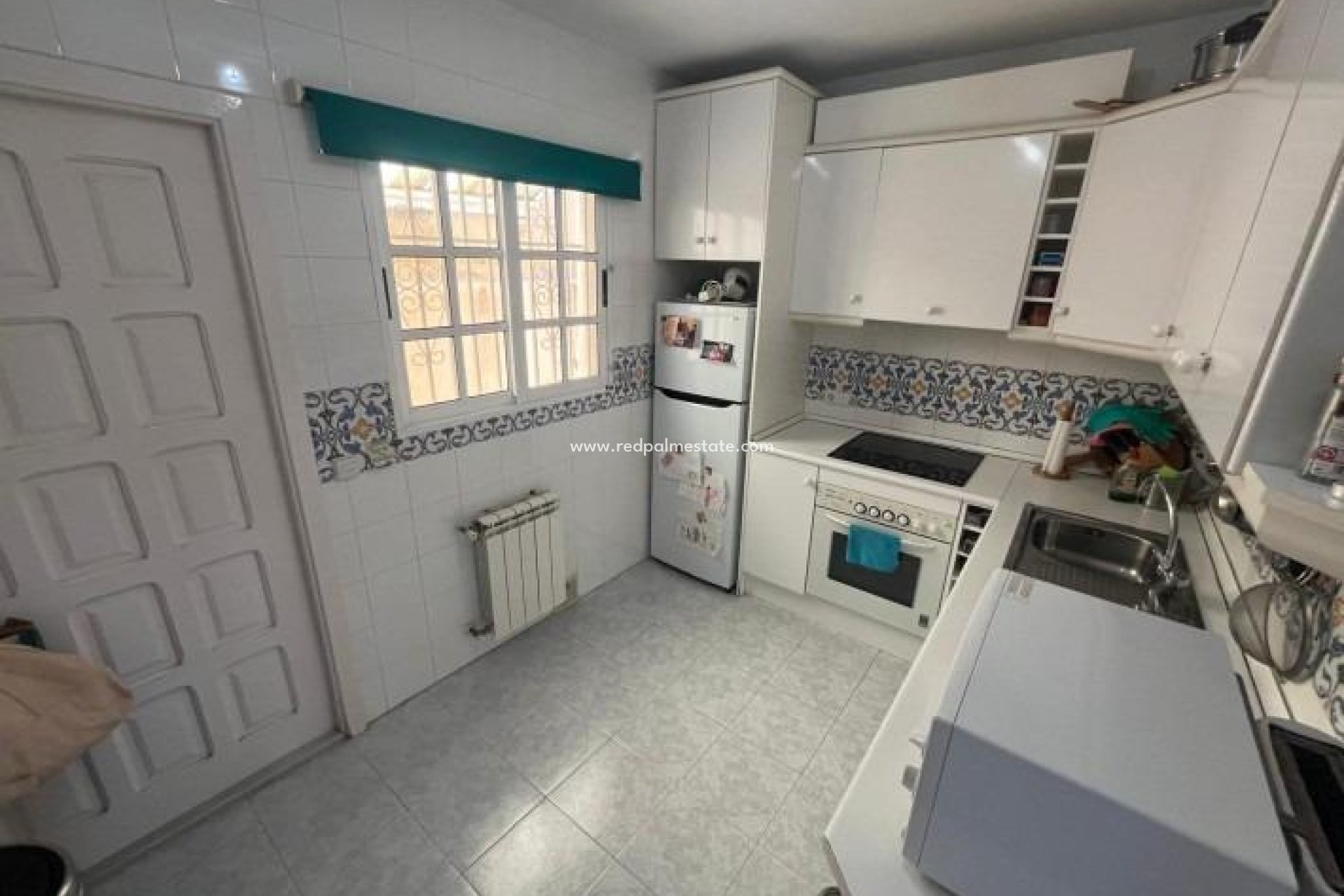 Återförsäljning - Villa -
Orihuela Costa - Punta prima