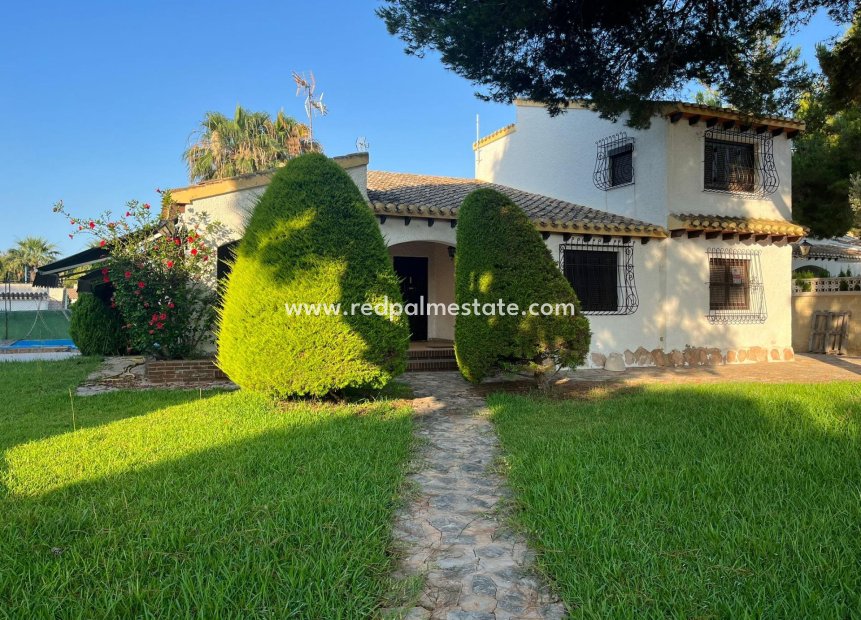 Återförsäljning - Villa -
Orihuela Costa - Punta Prima