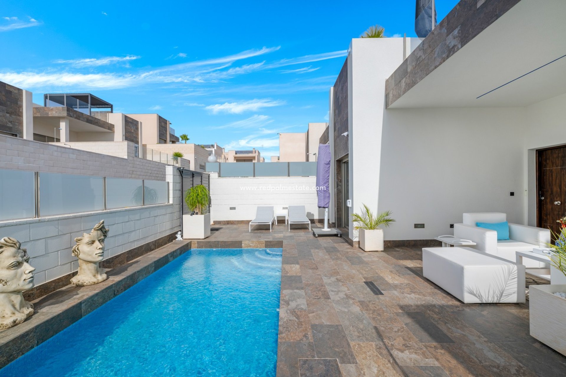 Återförsäljning - Villa -
Orihuela Costa - Villamartín