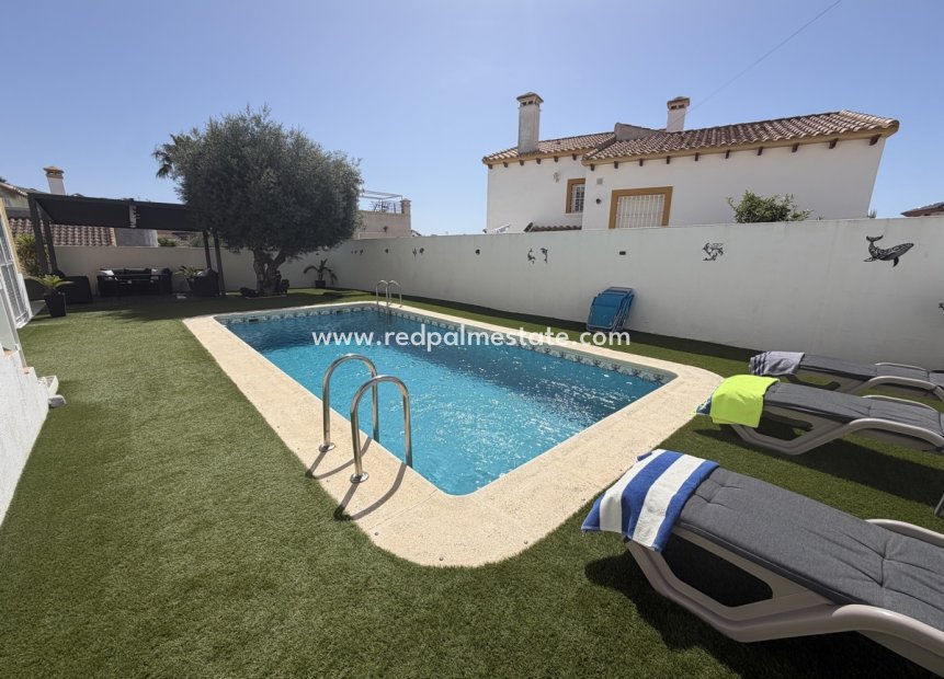 Återförsäljning - Villa -
Orihuela Costa - Villamartín