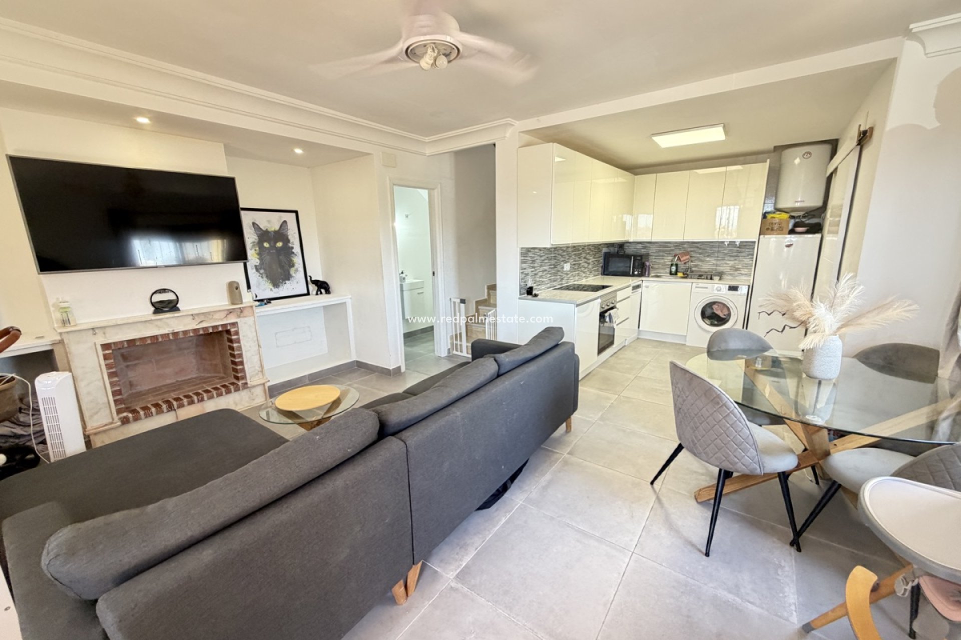 Återförsäljning - Villa -
Orihuela Costa - Villamartín