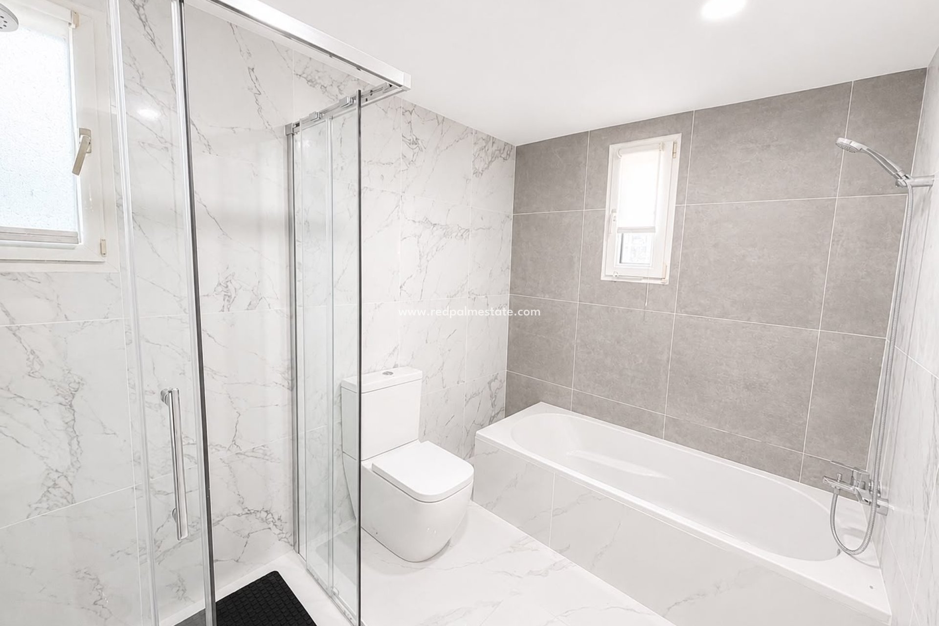 Återförsäljning - Villa -
Orihuela Costa - Villamartín