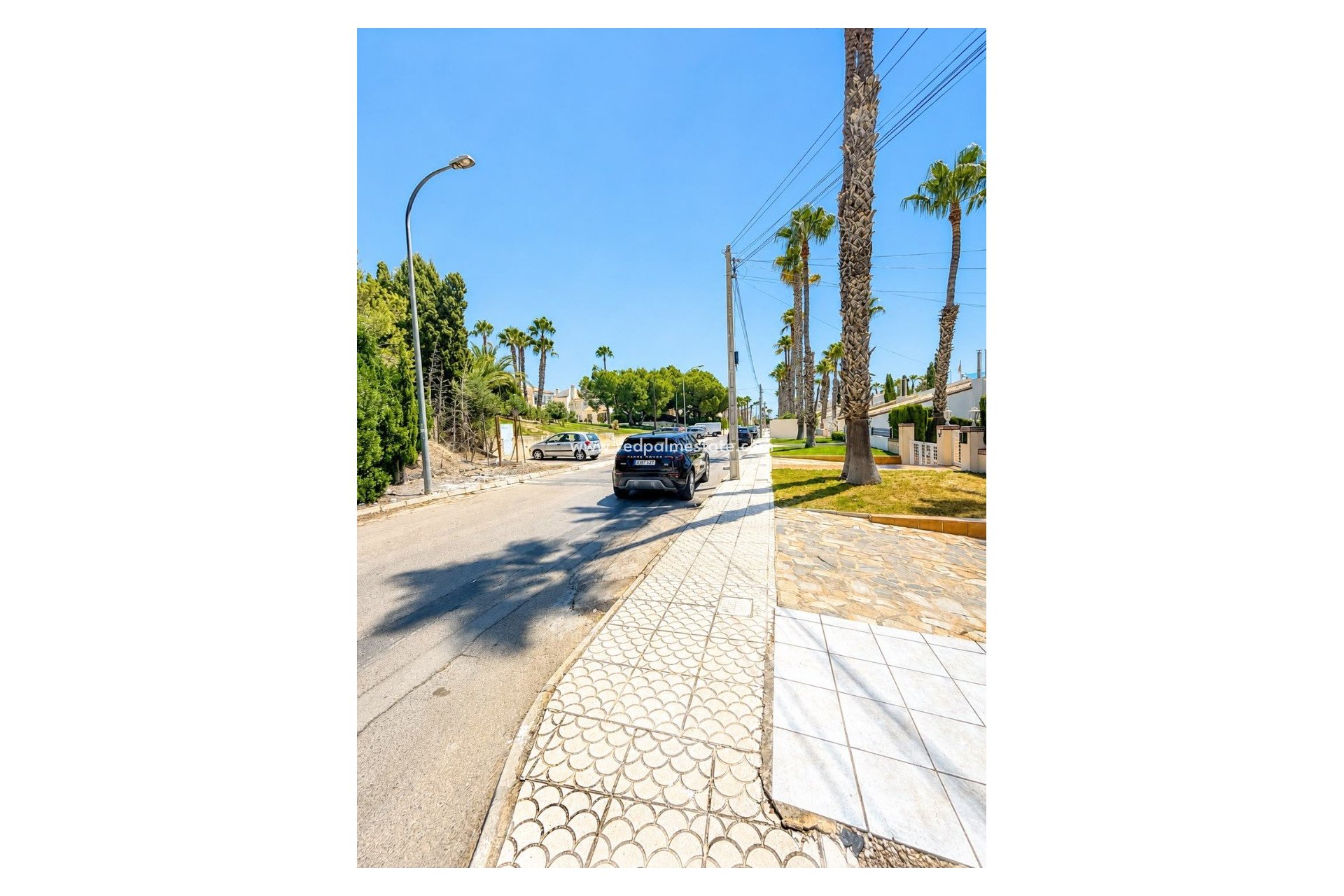 Återförsäljning - Villa -
Orihuela Costa - Villamartín