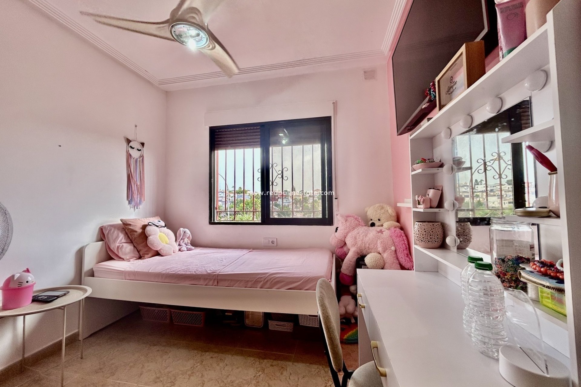 Återförsäljning - Villa -
Orihuela Costa - Villamartín