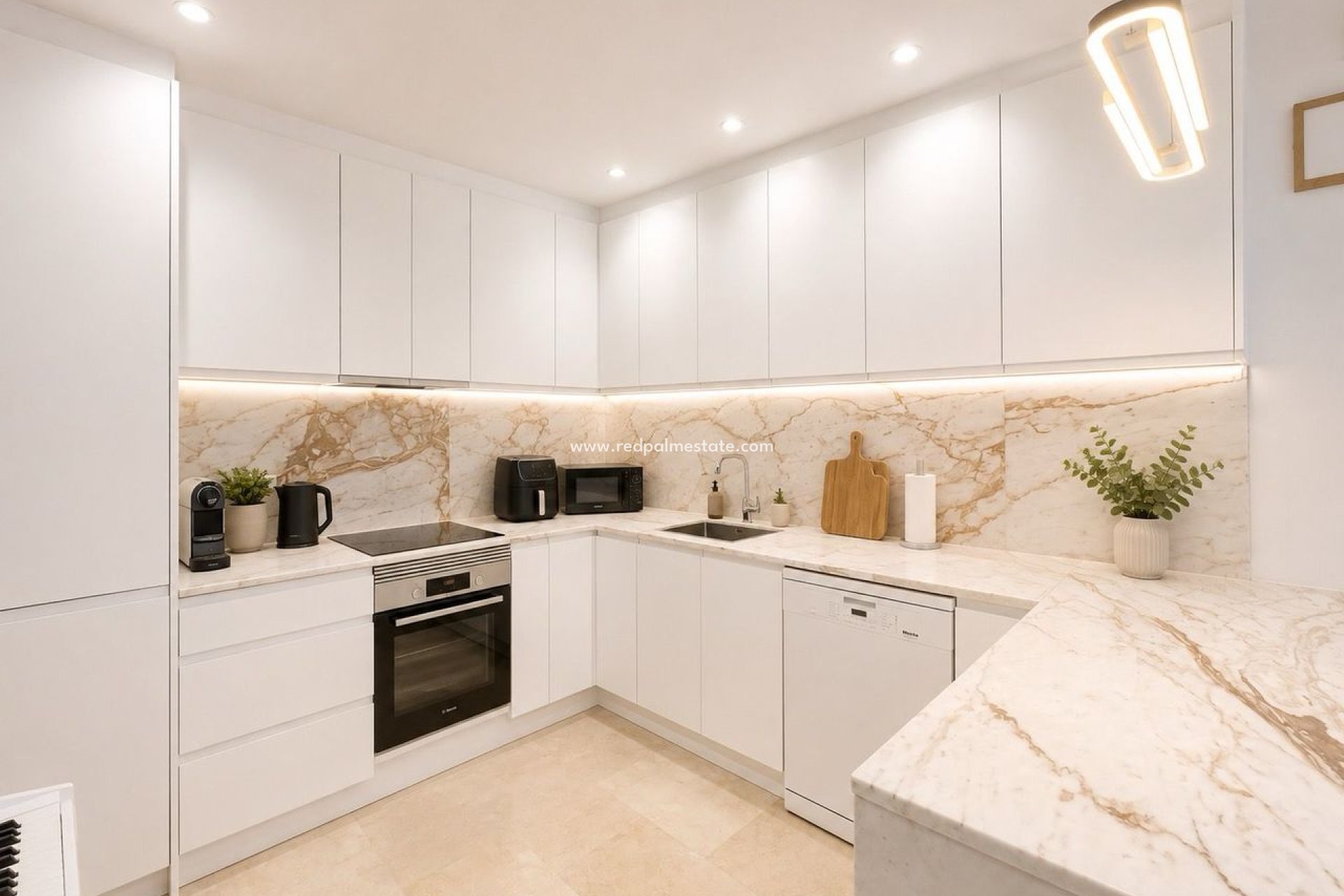Återförsäljning - Villa -
Orihuela Costa - Villamartín