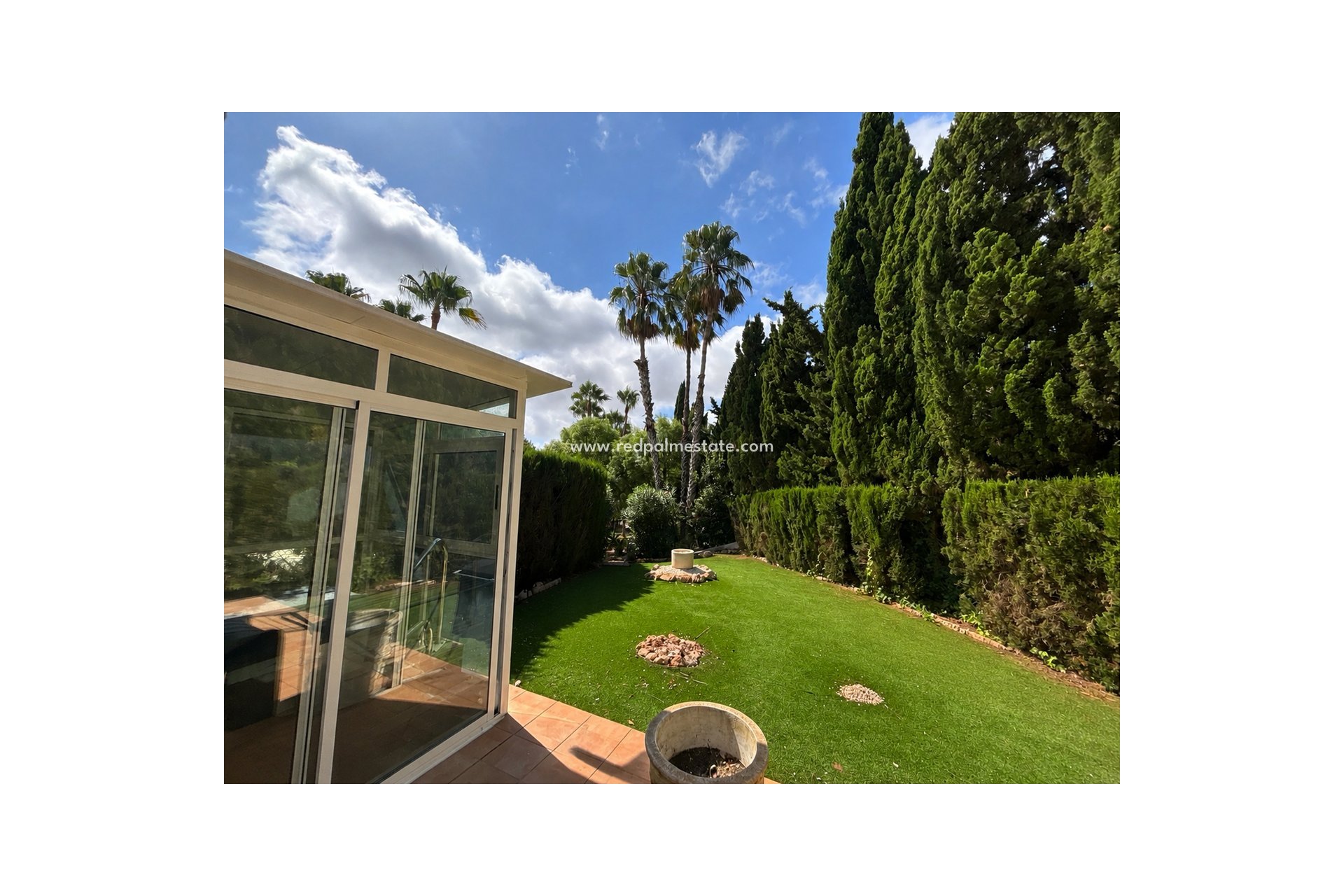 Återförsäljning - Villa -
Orihuela Costa - Villamartín