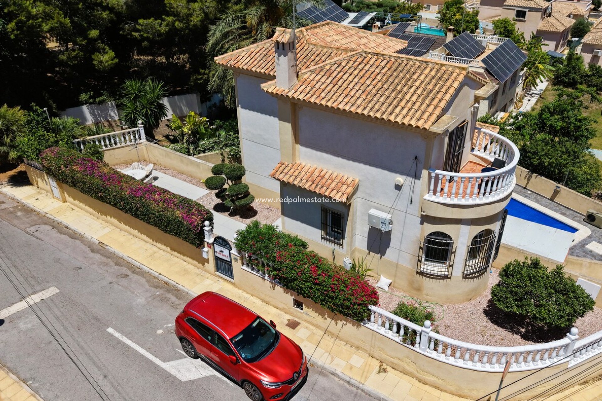 Återförsäljning - Villa -
Orihuela Costa - Villamartín