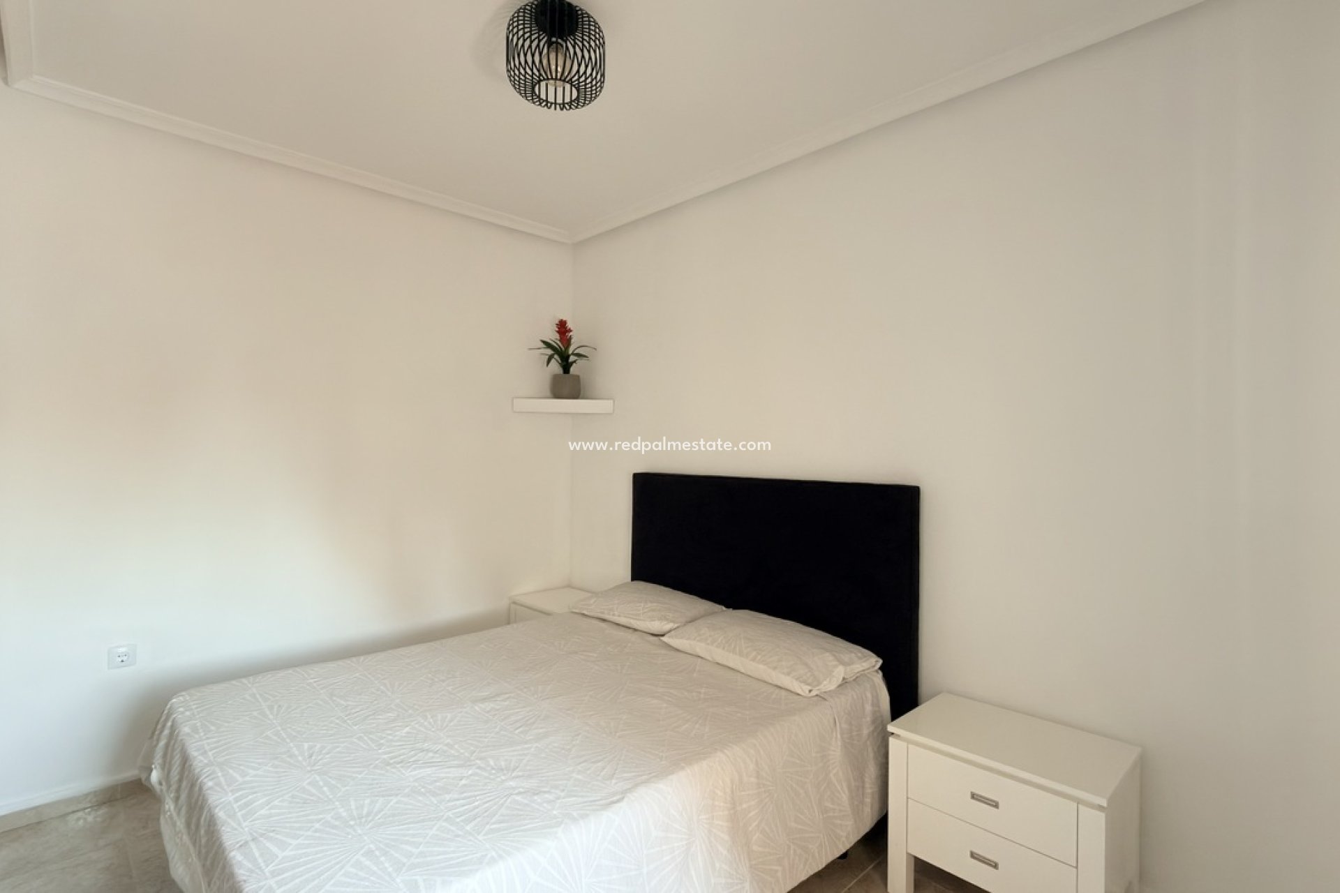 Återförsäljning - Villa -
Orihuela Costa - Villamartín