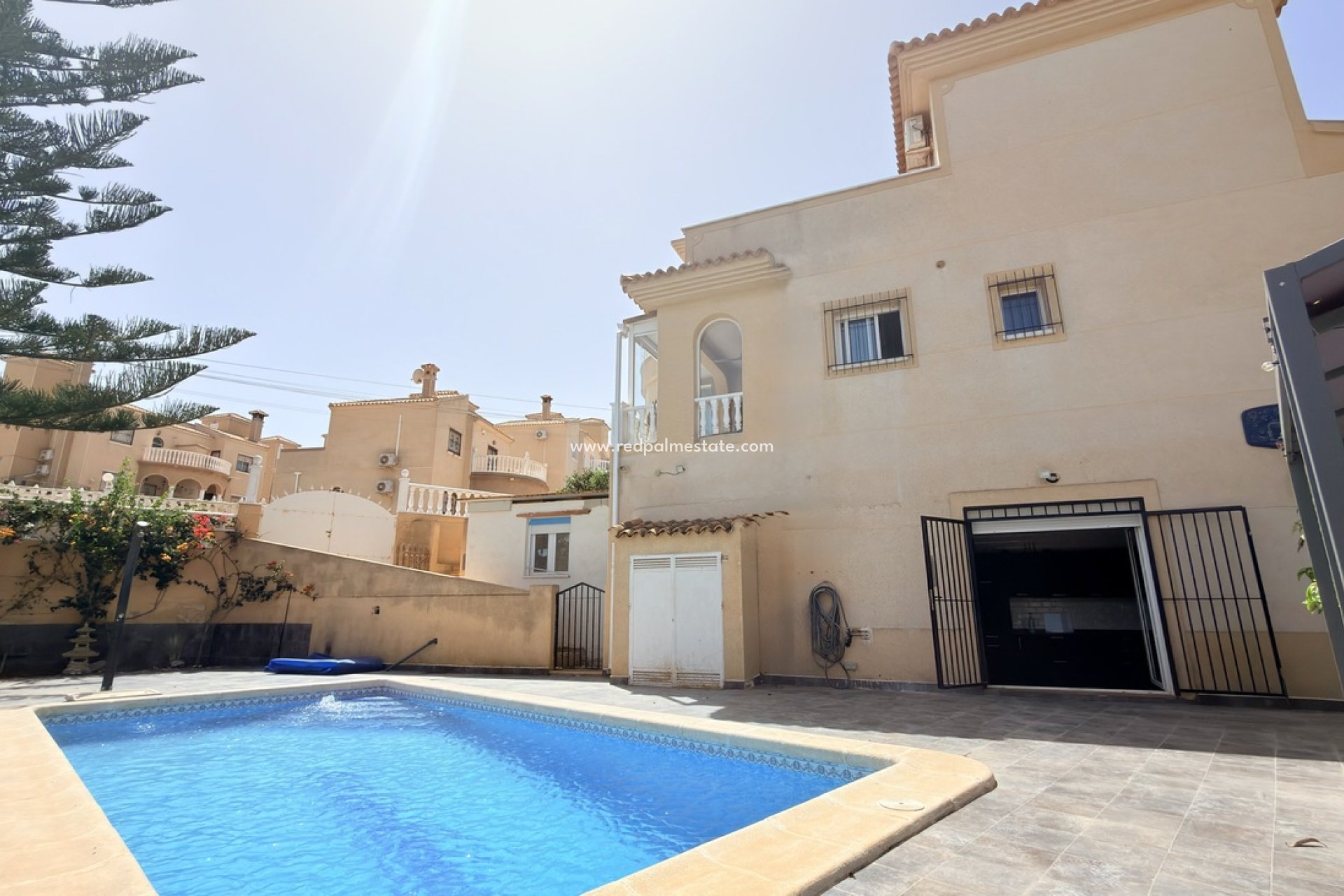 Återförsäljning - Villa -
Orihuela Costa - Villamartín
