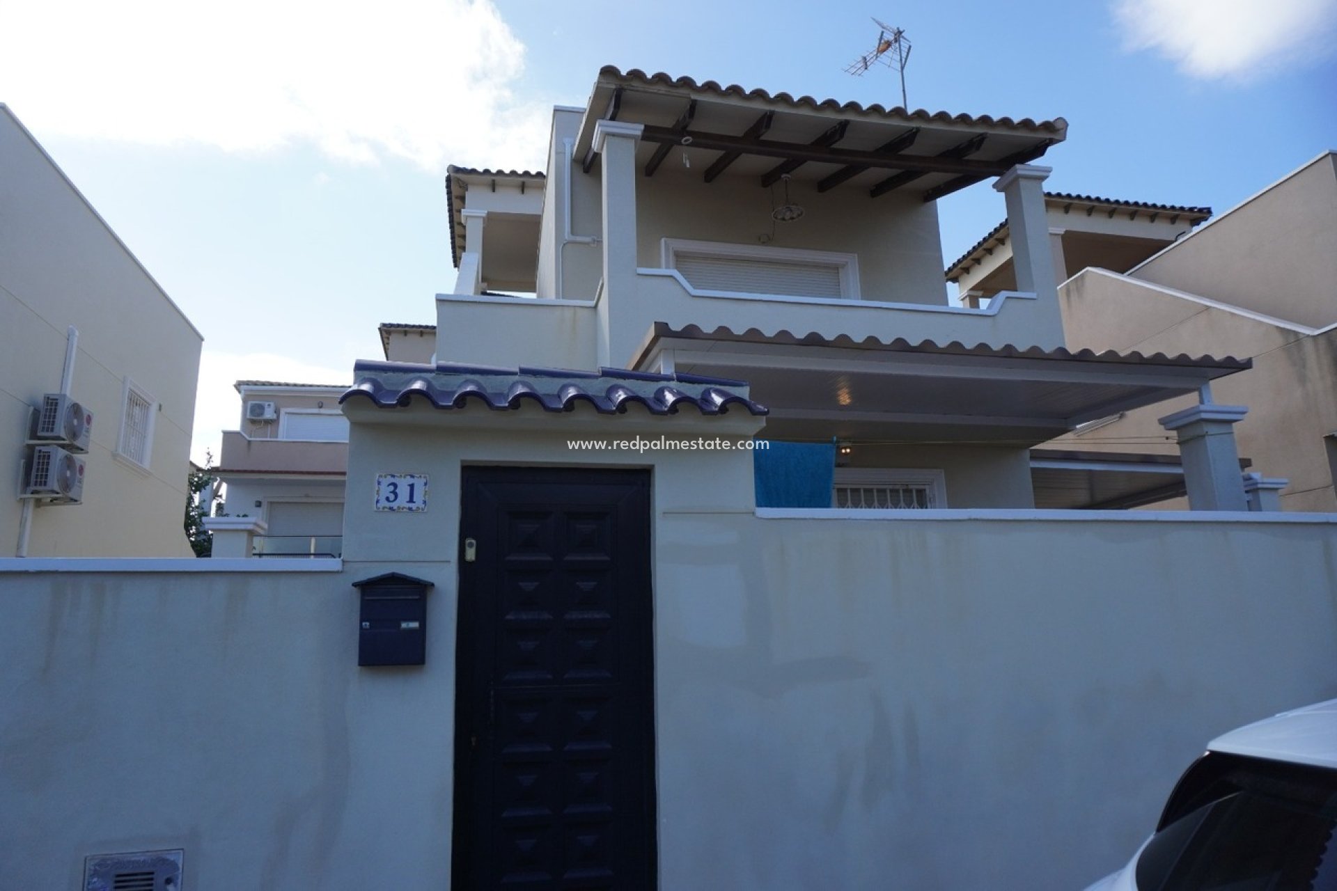 Återförsäljning - Villa -
Orihuela Costa - Villamartín