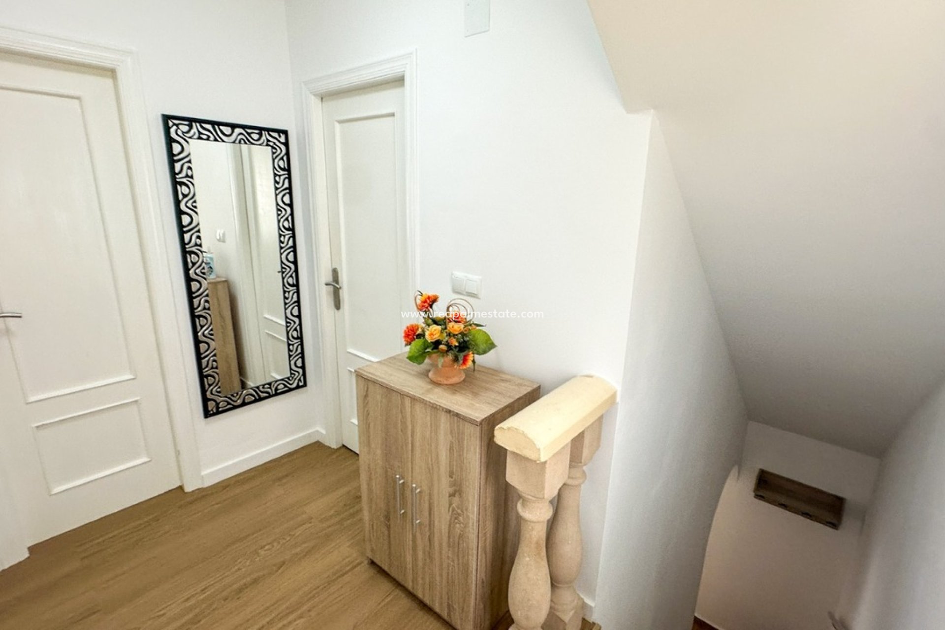 Återförsäljning - Villa -
Orihuela Costa - Villamartín