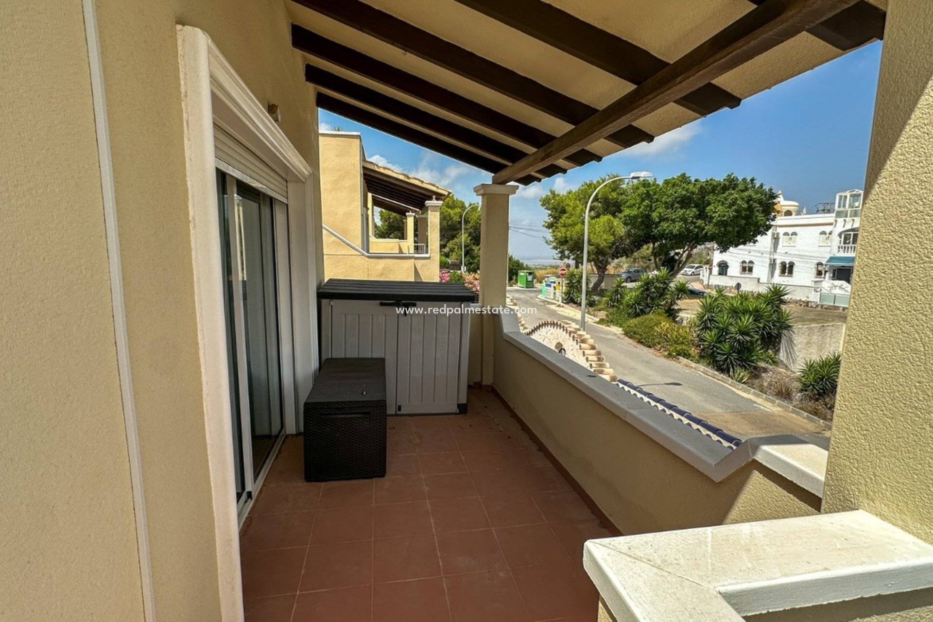 Återförsäljning - Villa -
Orihuela Costa - Villamartín