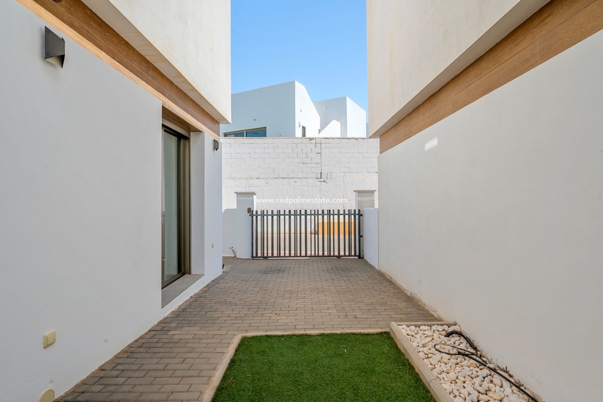 Återförsäljning - Villa -
Orihuela Costa - Villamartín