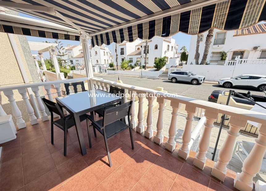 Återförsäljning - Villa -
Orihuela Costa - Villamartín