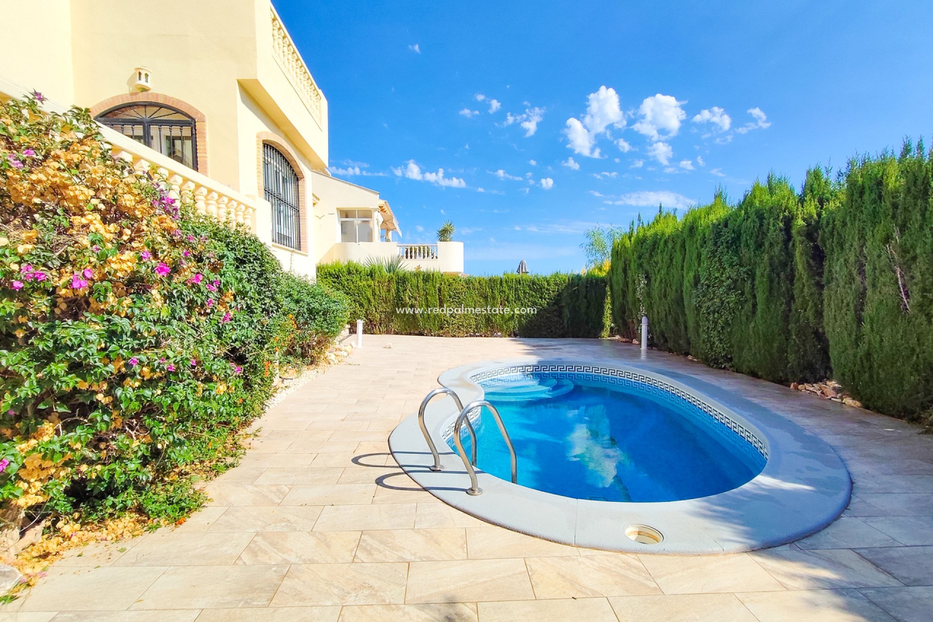 Återförsäljning - Villa -
Orihuela Costa - Villamartín