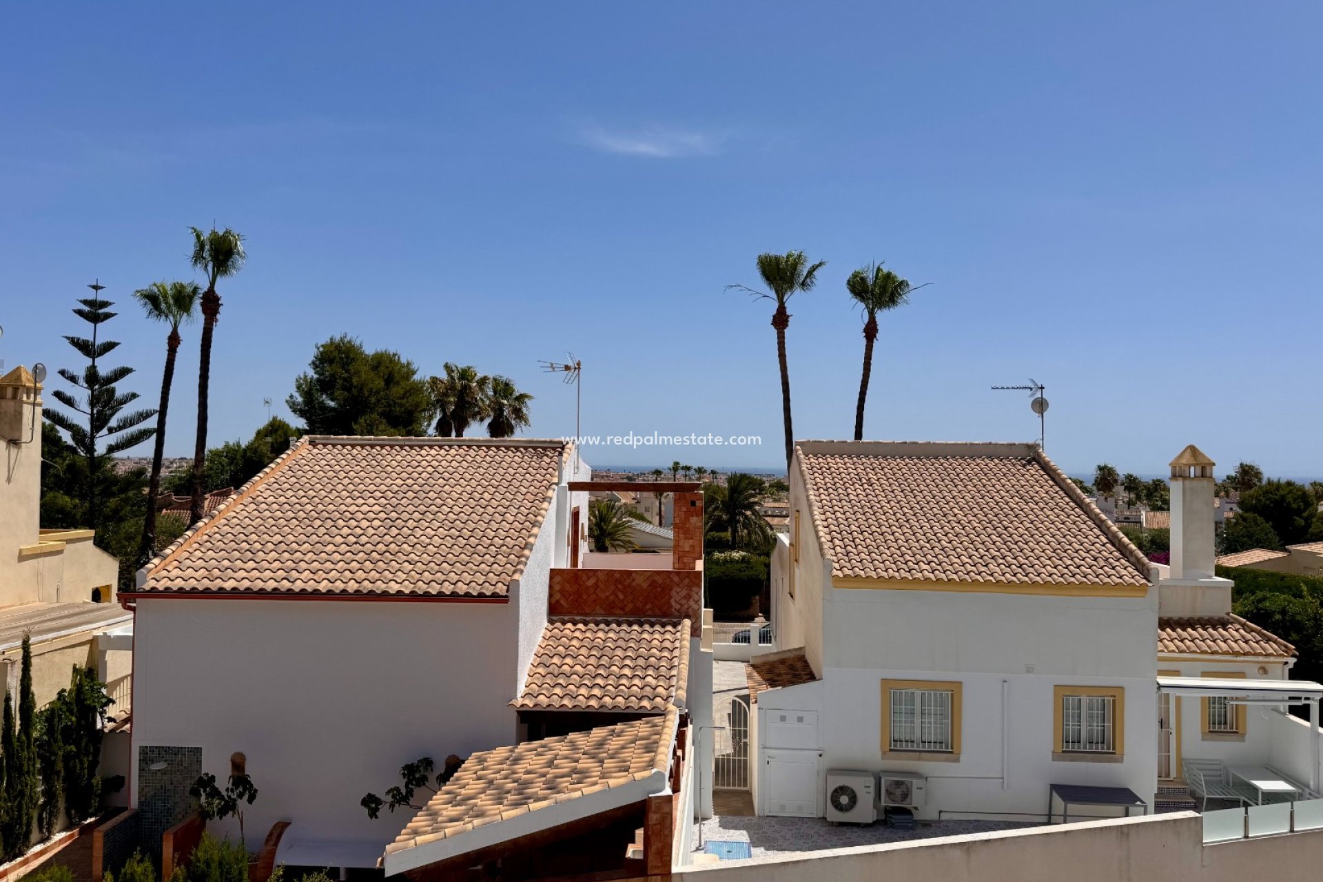 Återförsäljning - Villa -
Orihuela Costa - Villamartín