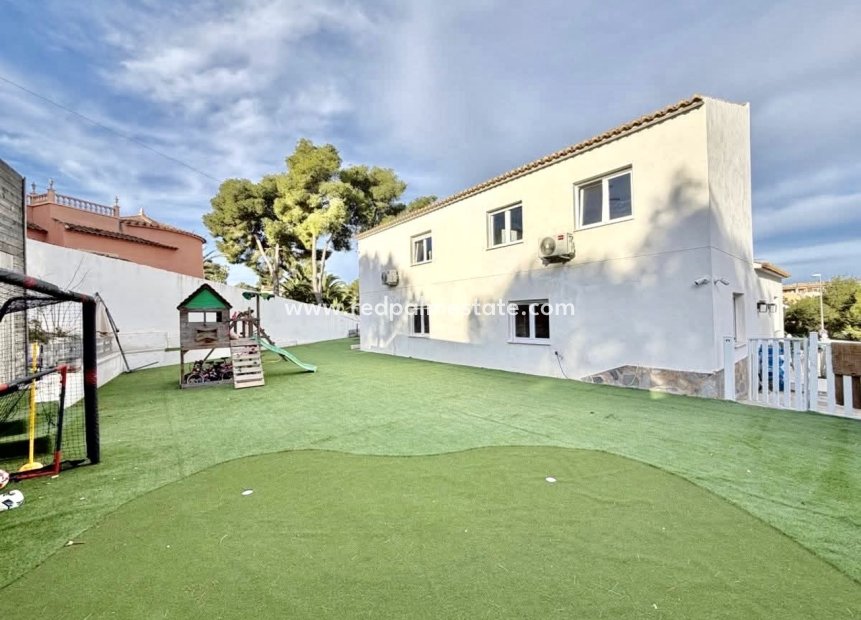 Återförsäljning - Villa -
Orihuela Costa - Villamartín