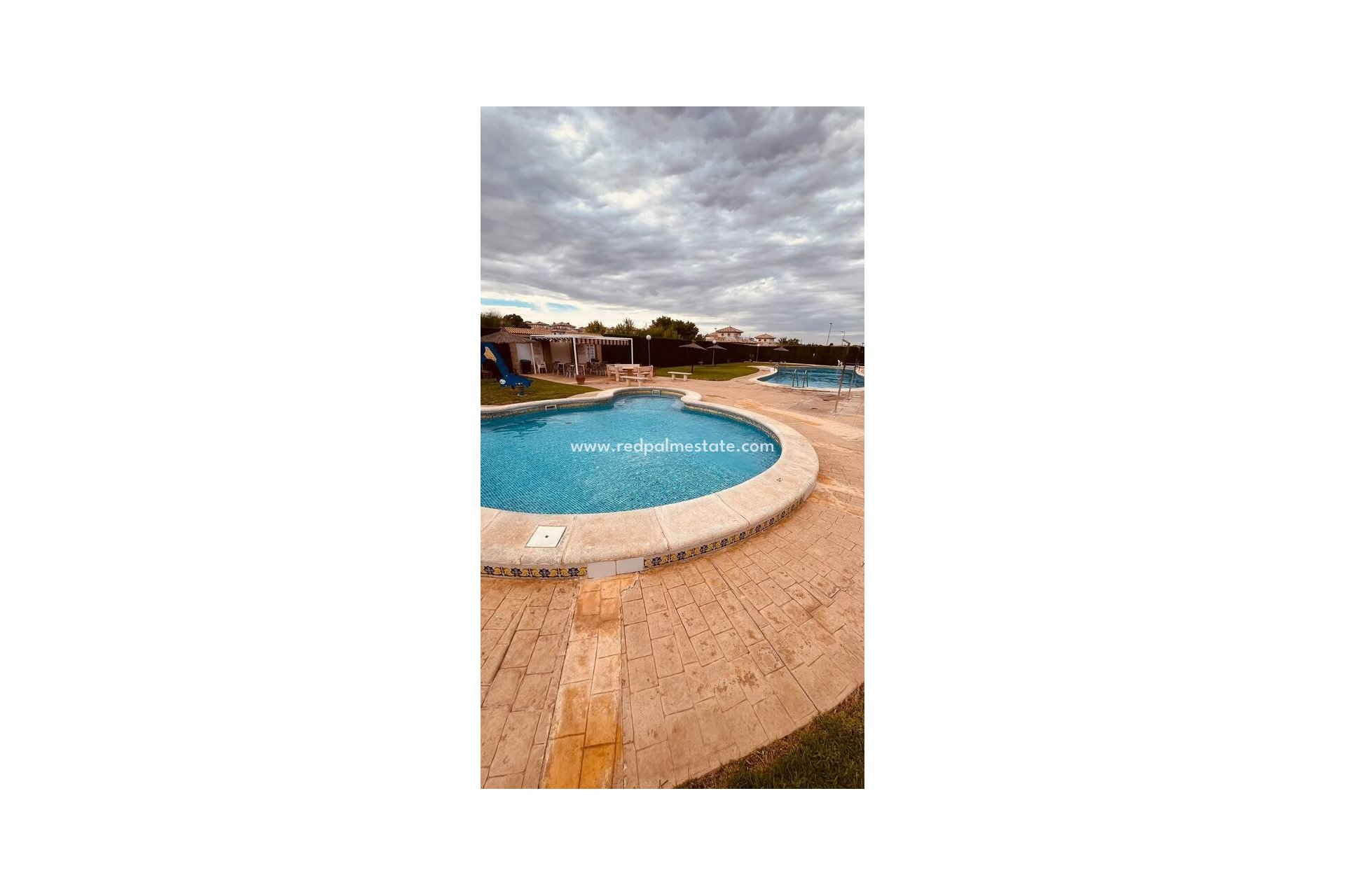 Återförsäljning - Villa -
Orihuela Costa - Villamartín