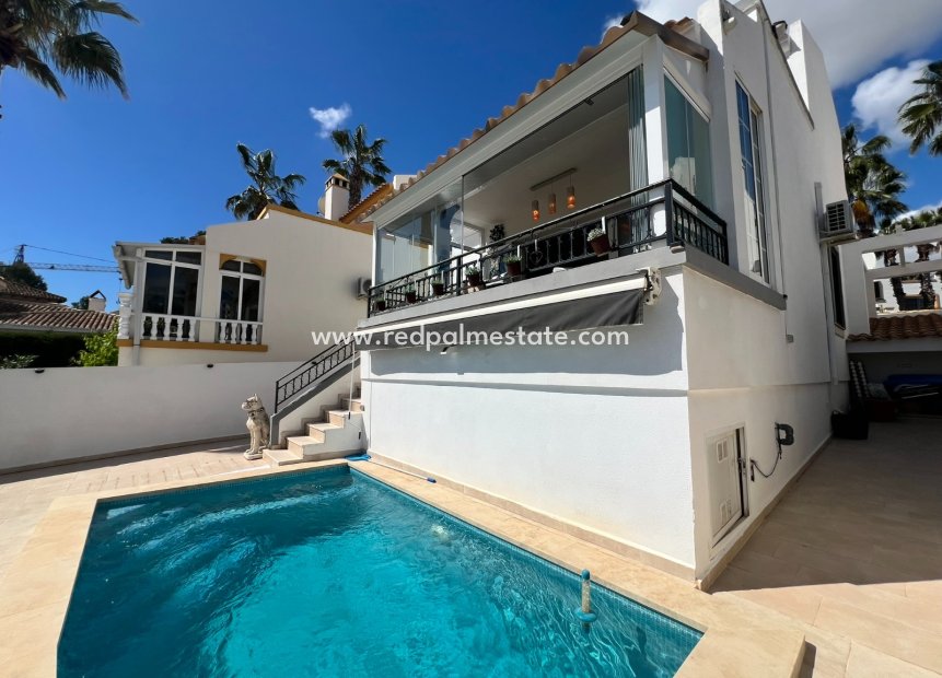 Återförsäljning - Villa -
Orihuela Costa - Villamartín