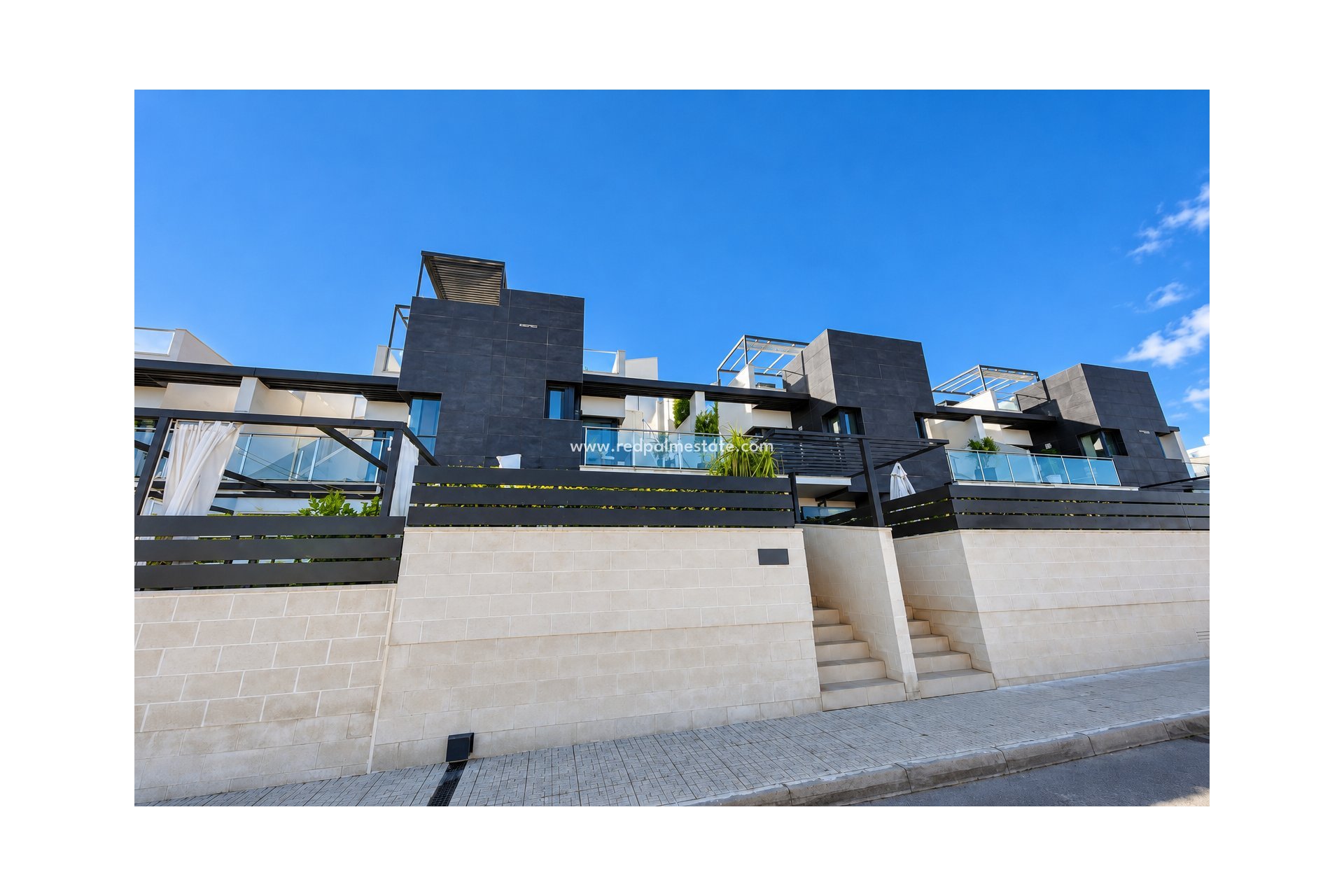 Återförsäljning - Villa -
Orihuela Costa - Villamartín