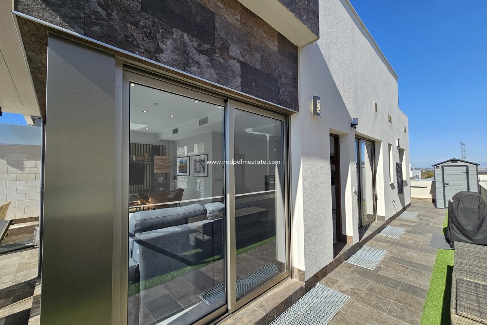 Återförsäljning - Villa -
Orihuela Costa - Villamartín