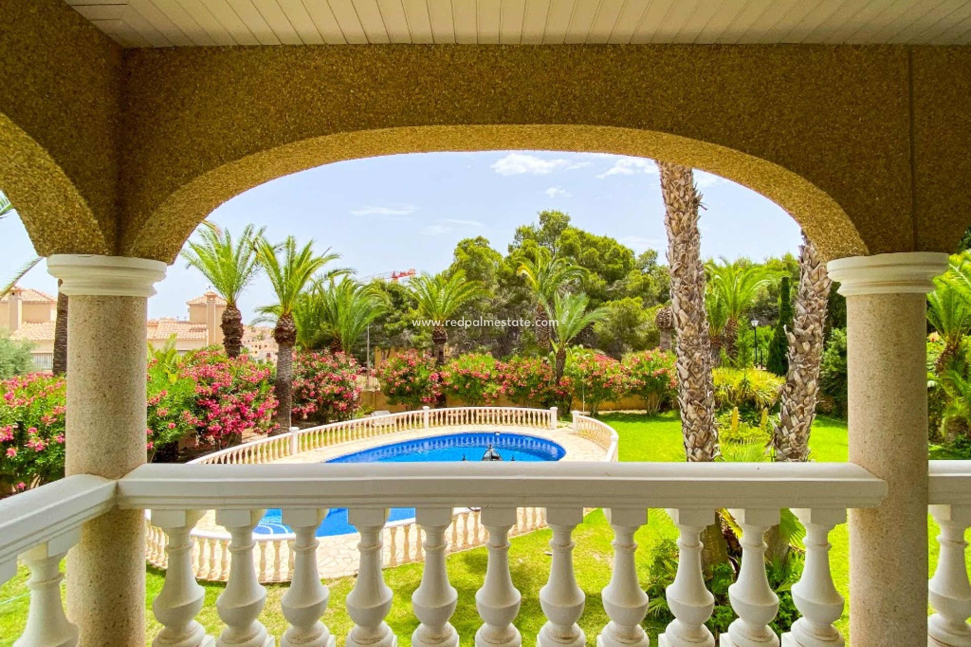 Återförsäljning - Villa -
Orihuela Costa - Villamartín