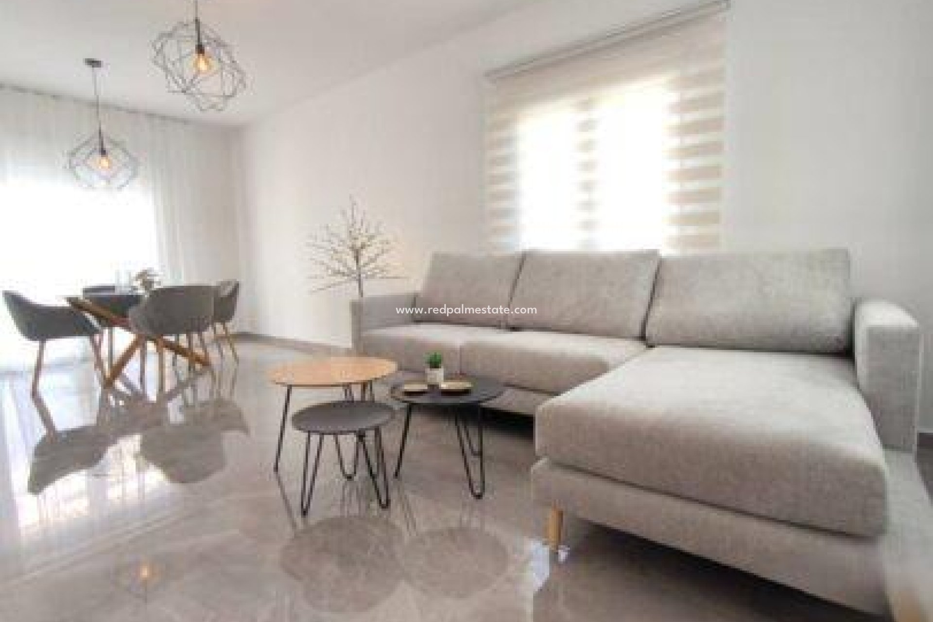 Återförsäljning - Villa -
Orihuela Costa - Villamartín