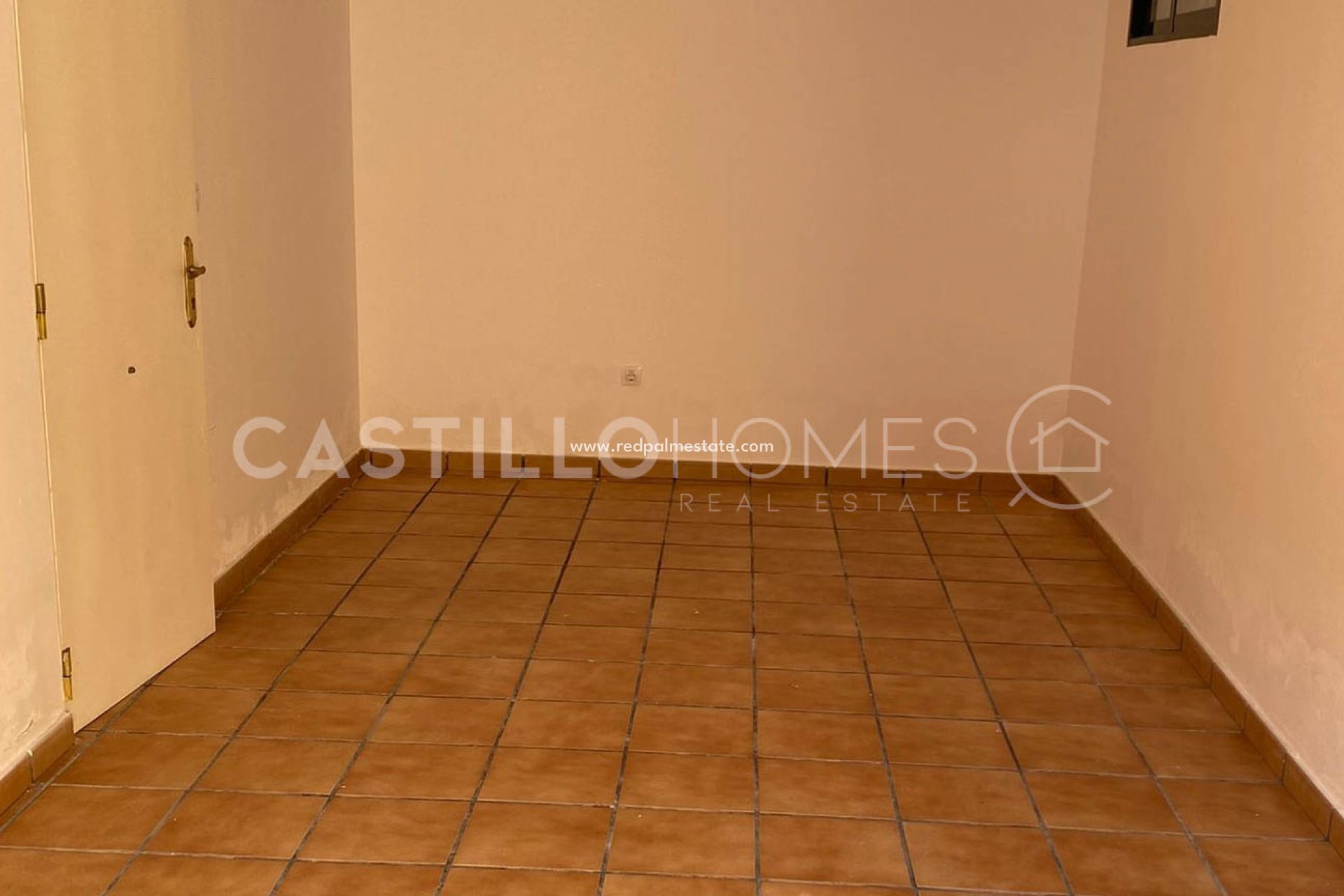 Återförsäljning - Villa -
Orihuela Costa - Villamartín