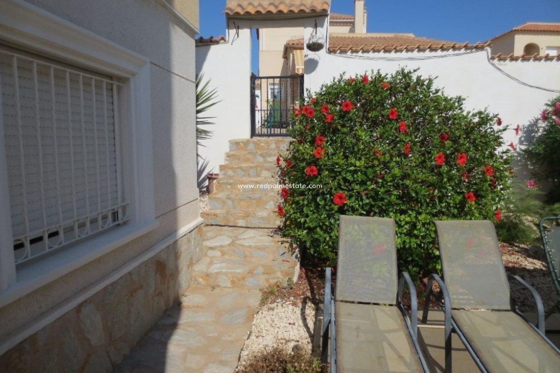 Återförsäljning - Villa -
Orihuela Costa - Villamartín