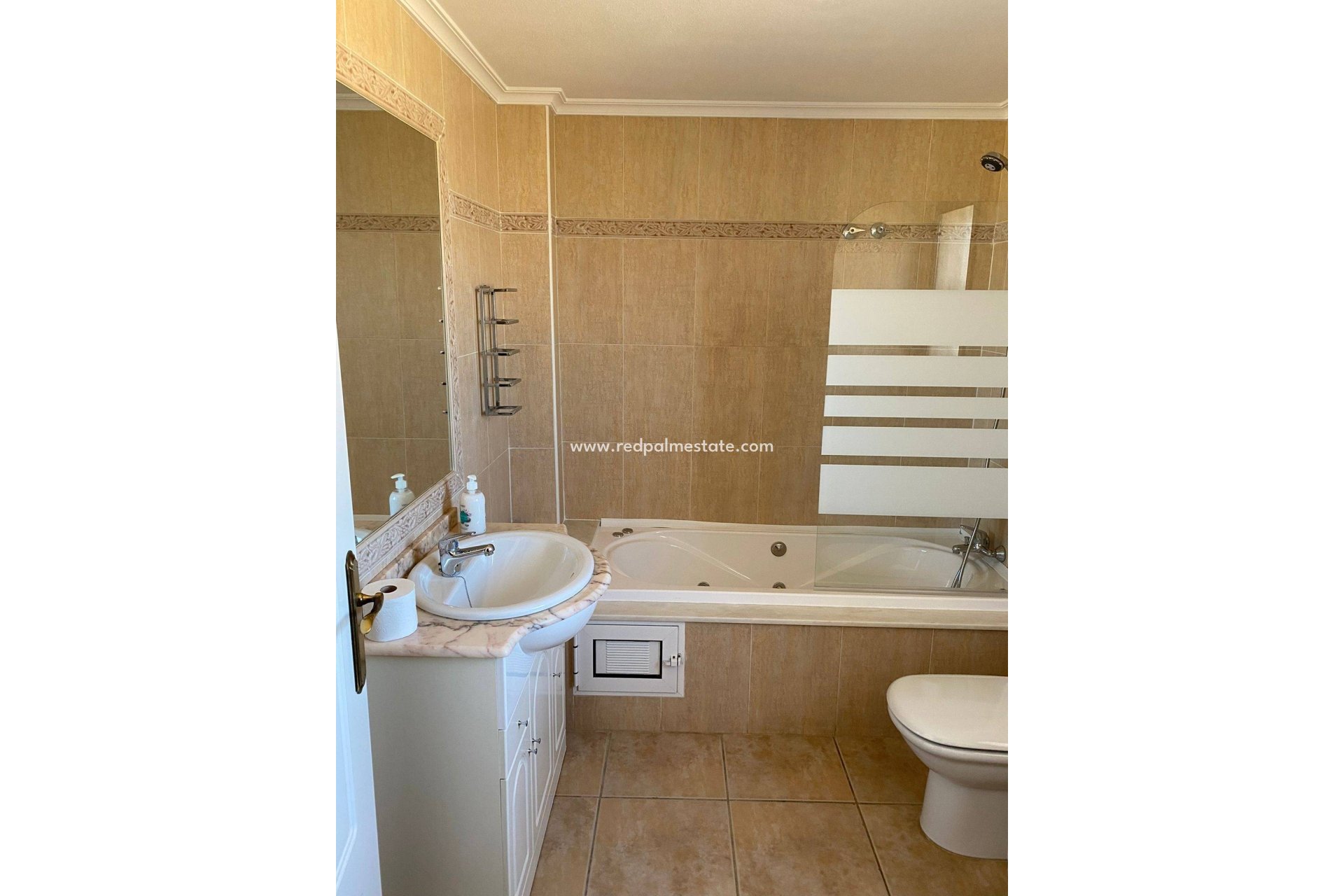 Återförsäljning - Villa -
Orihuela Costa - Villamartín