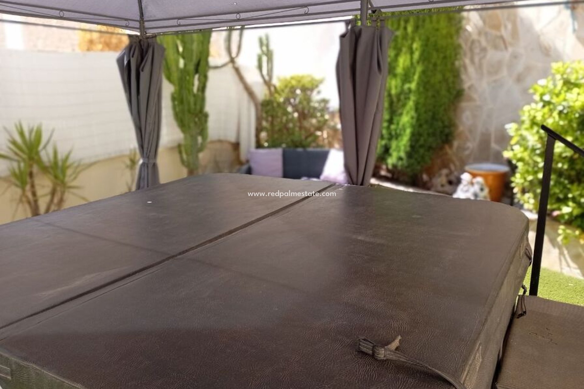 Återförsäljning - Villa -
Orihuela Costa - Villamartín