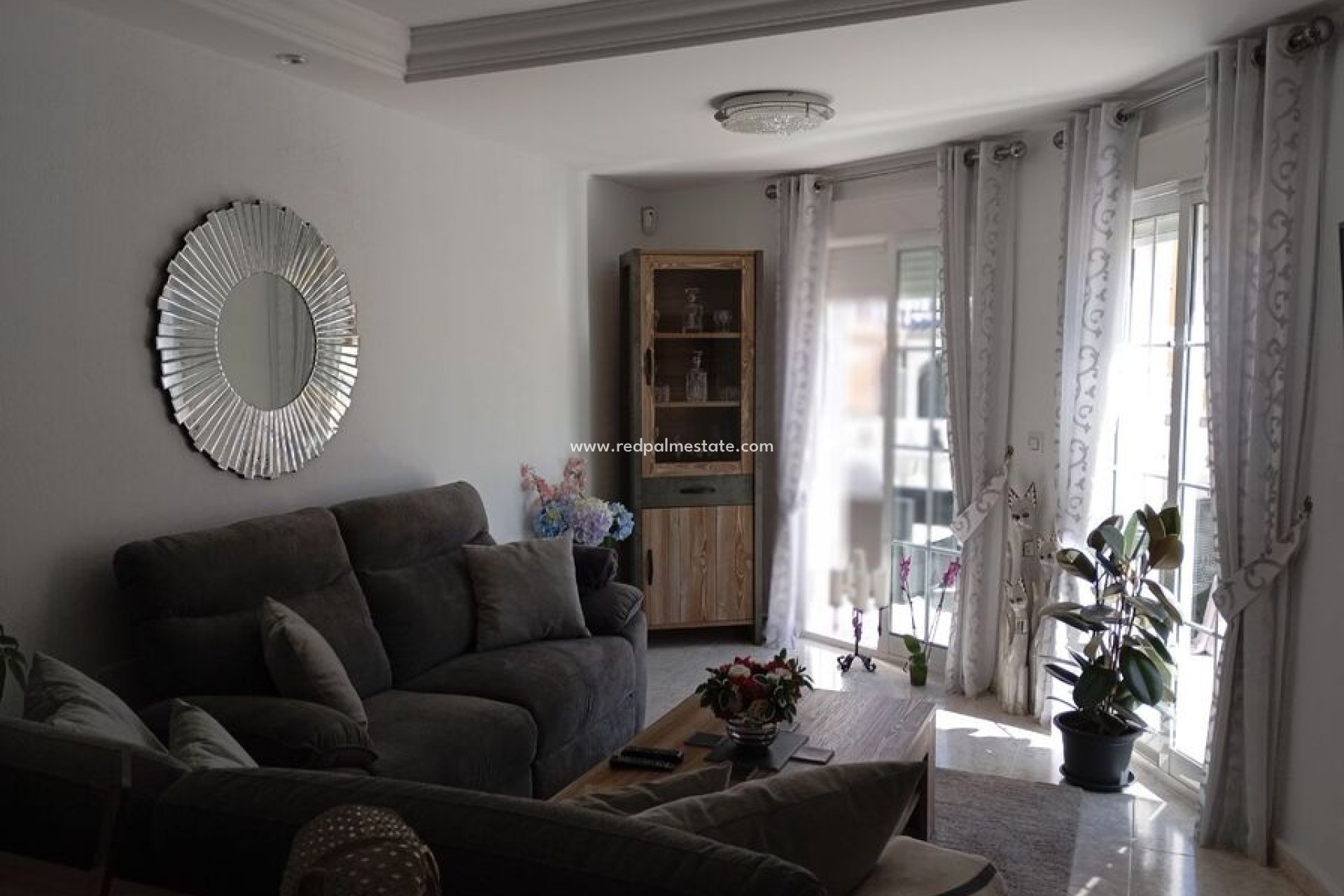 Återförsäljning - Villa -
Orihuela Costa - Villamartín