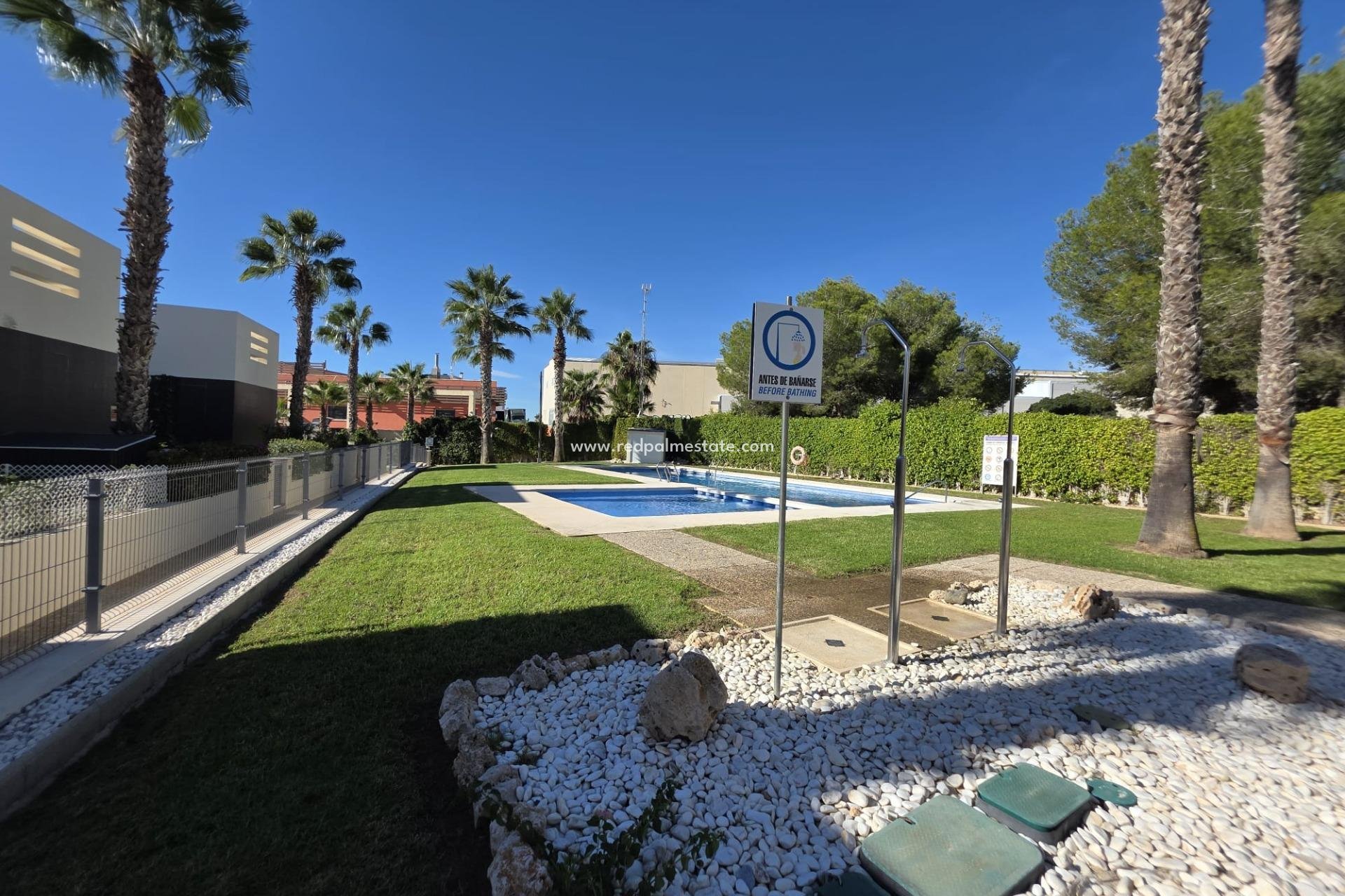 Återförsäljning - Villa -
Orihuela Costa - Villamartín