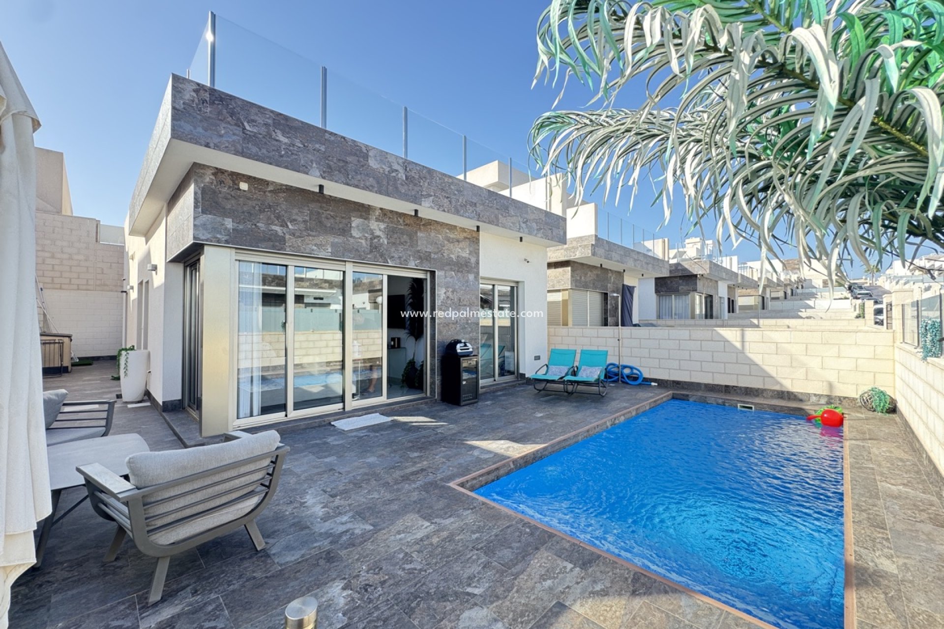 Återförsäljning - Villa -
Orihuela Costa - Villamartín