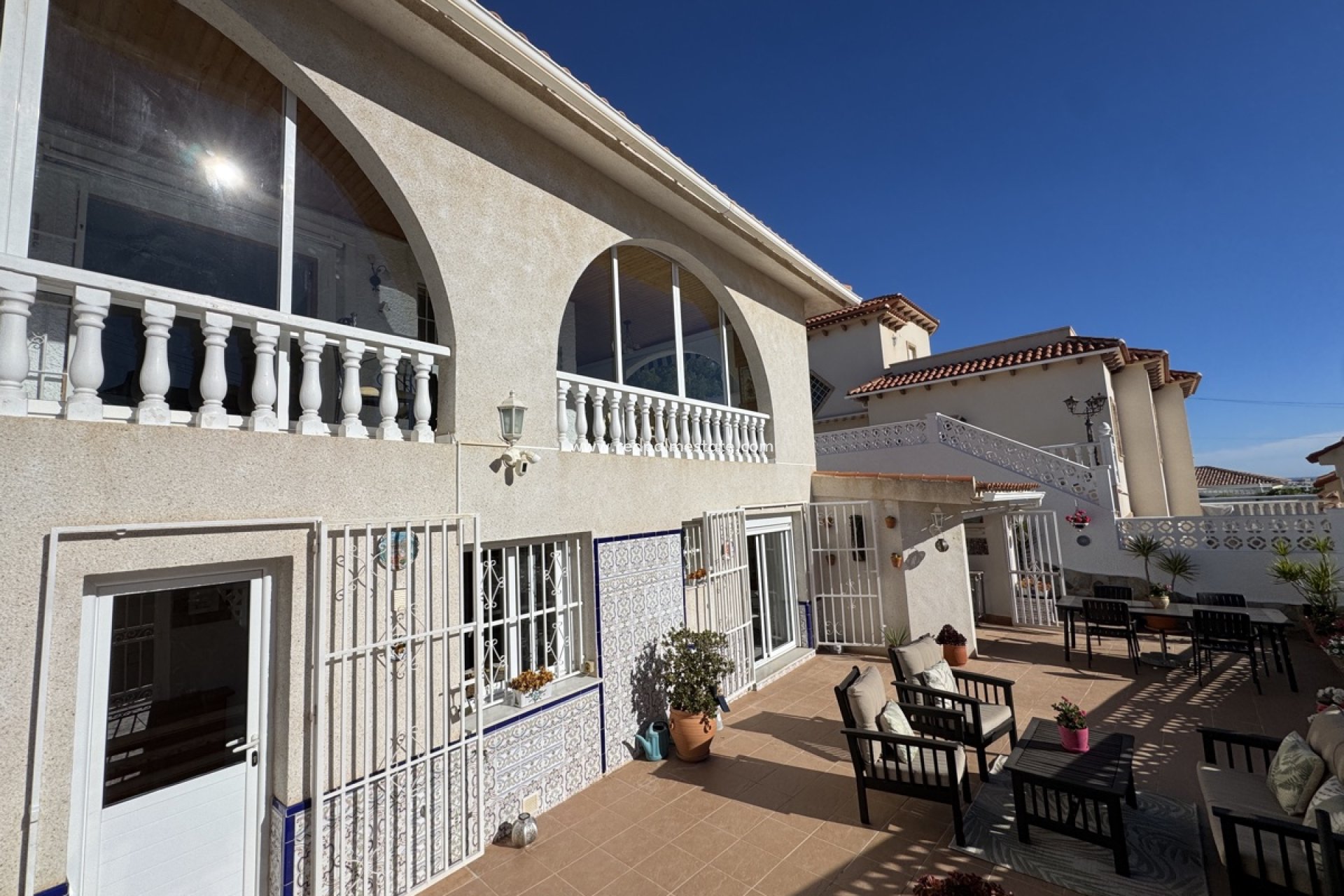 Återförsäljning - Villa -
Orihuela Costa - Villamartín